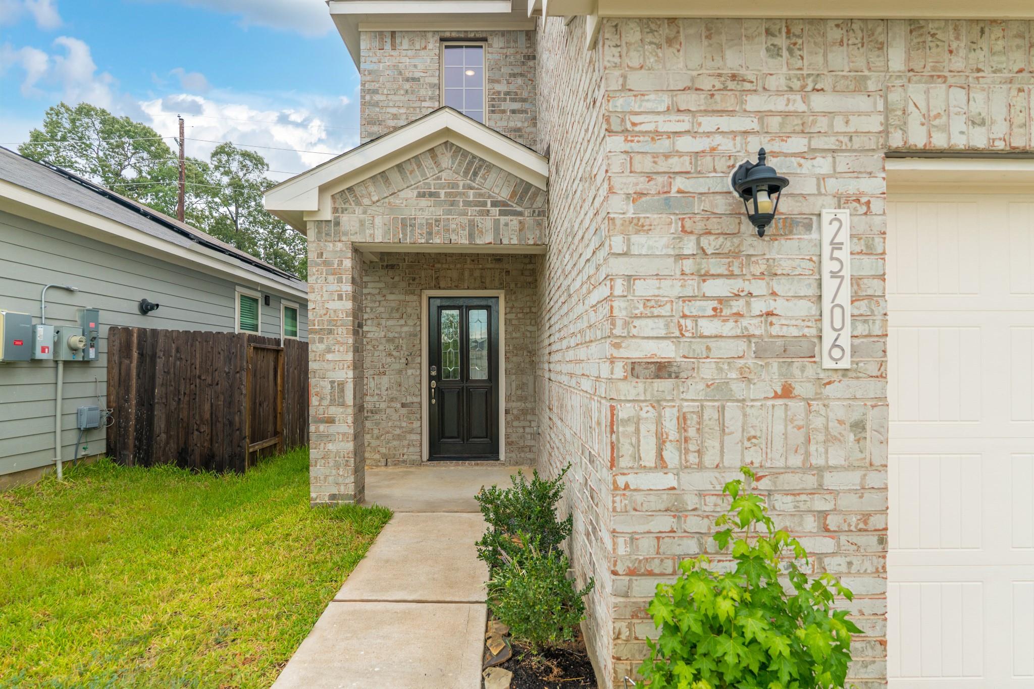 25706 Boxwood Hedge Lane