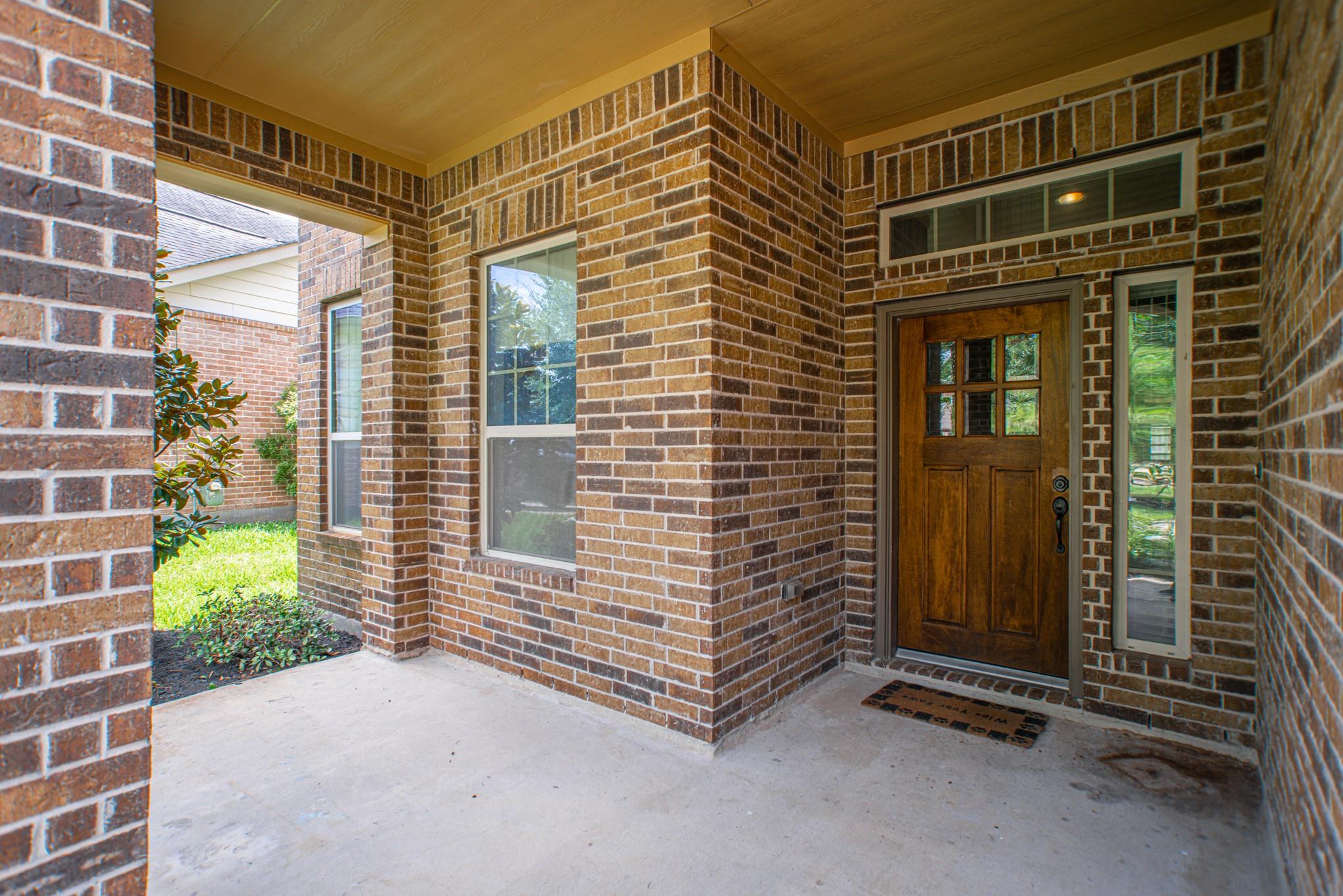 74 S Sawbridge Circle, The Woodlands