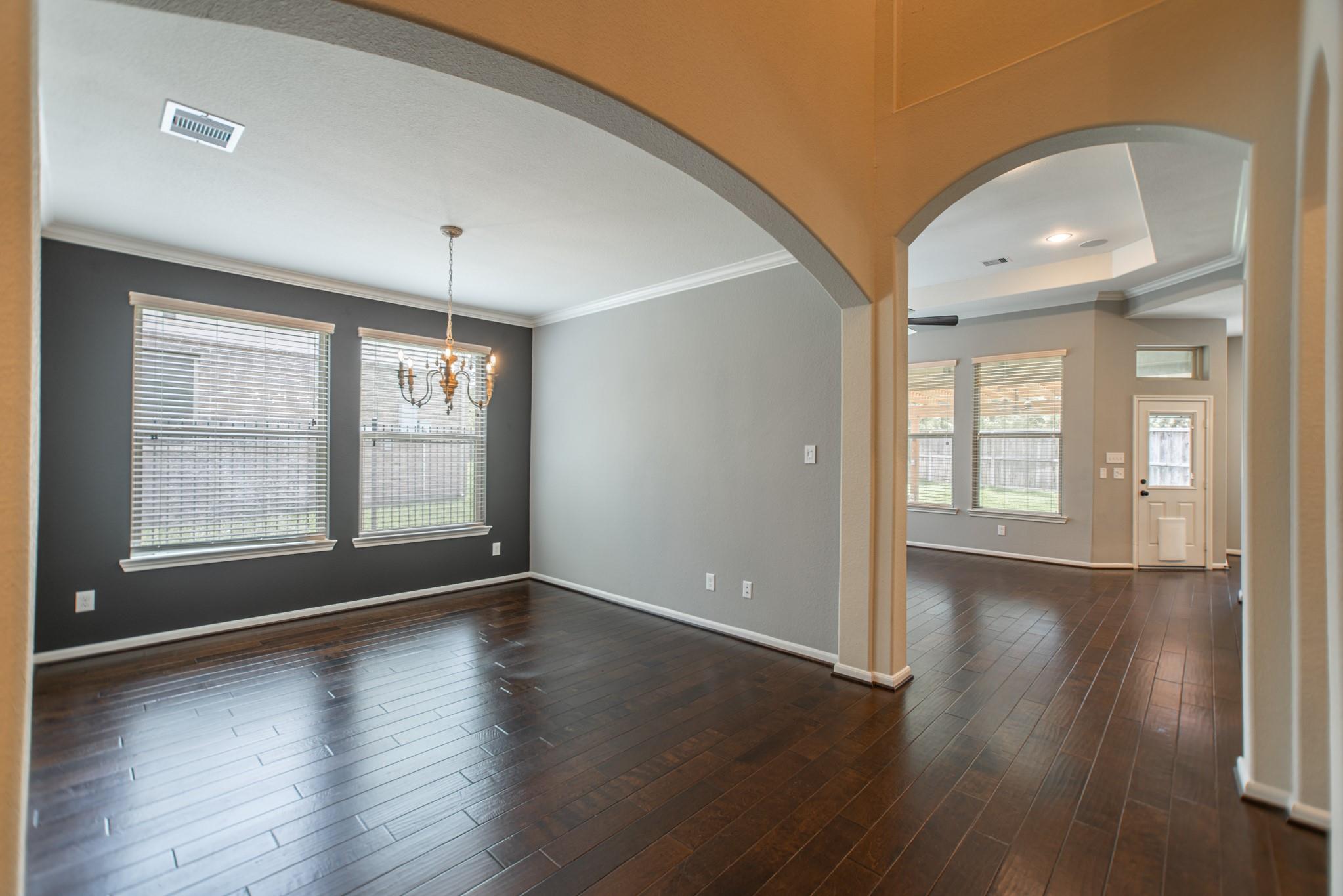 74 S Sawbridge Circle, The Woodlands