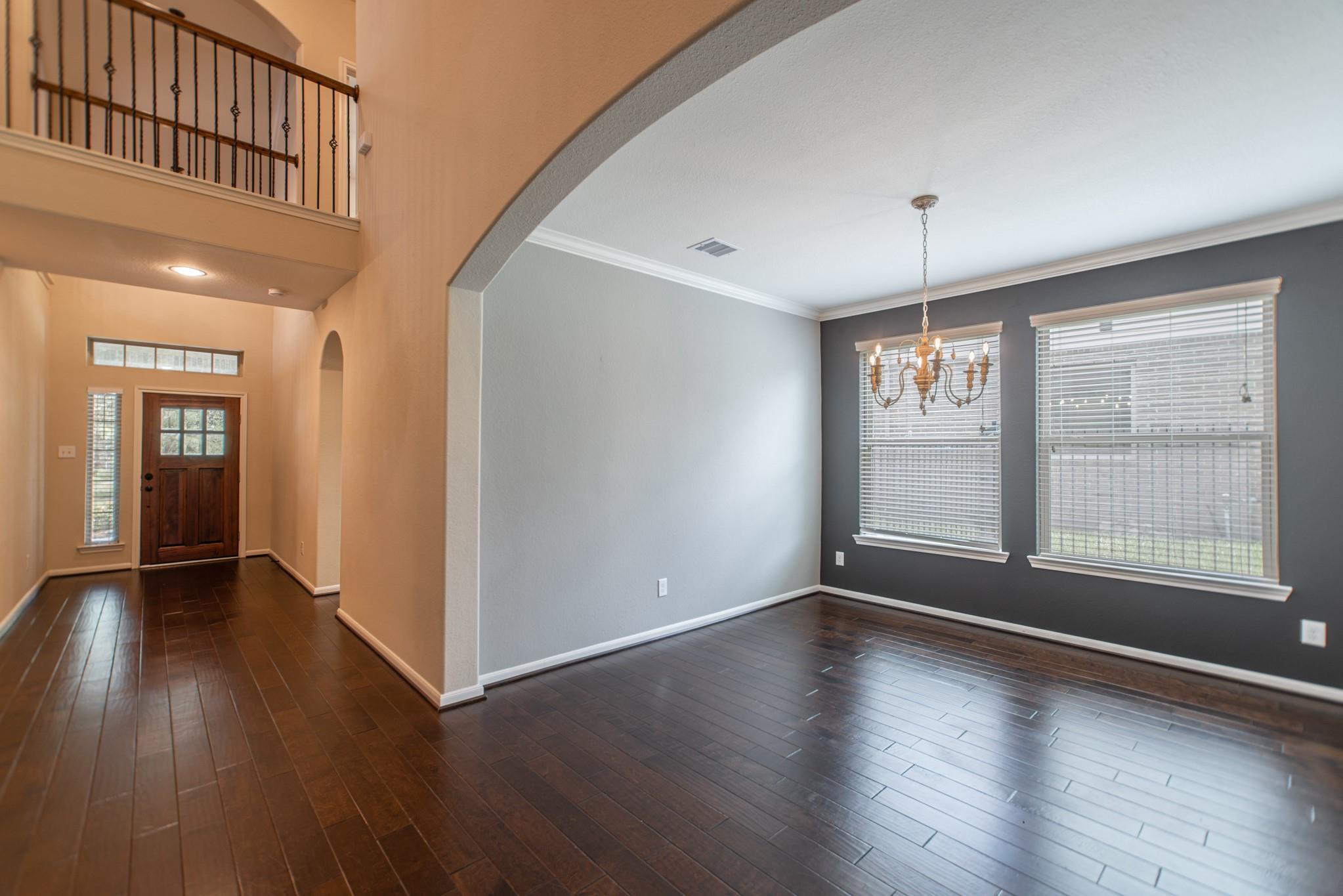 74 S Sawbridge Circle, The Woodlands