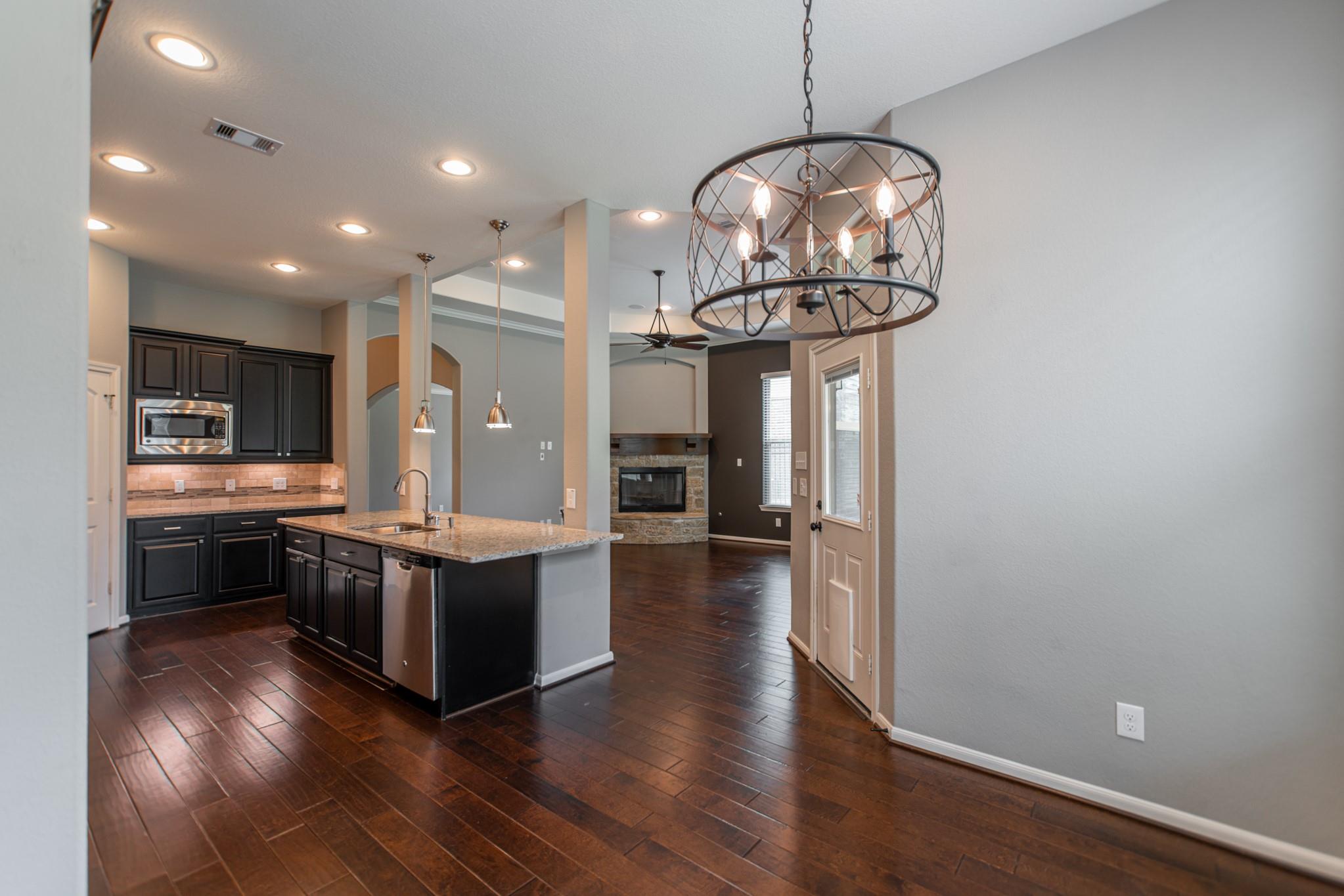 74 S Sawbridge Circle, The Woodlands