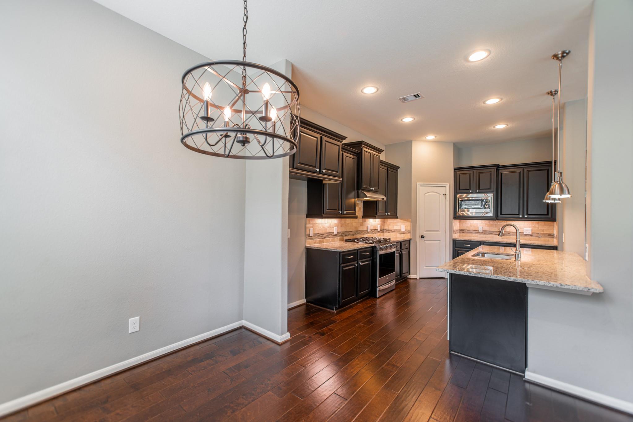 74 S Sawbridge Circle, The Woodlands