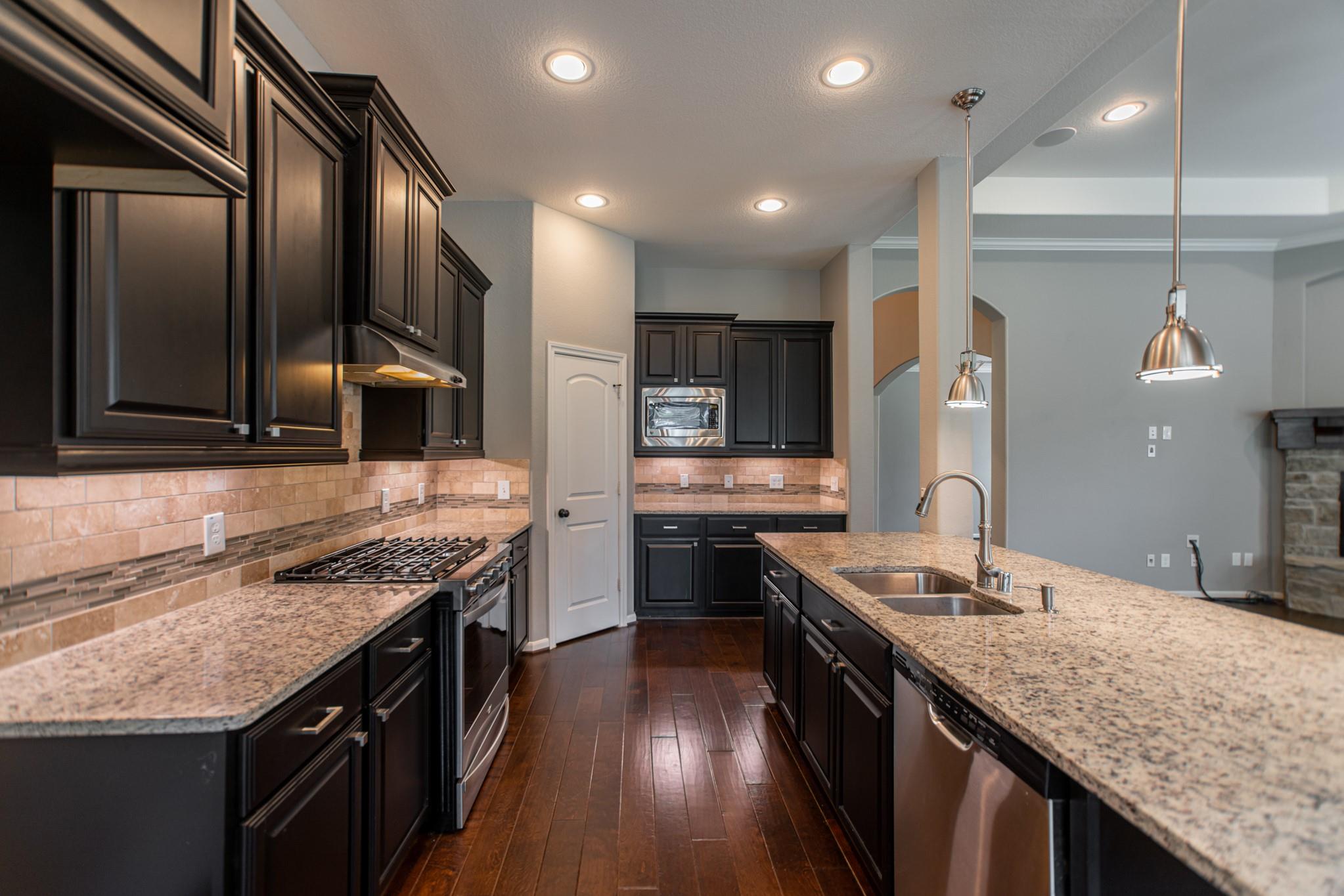 74 S Sawbridge Circle, The Woodlands