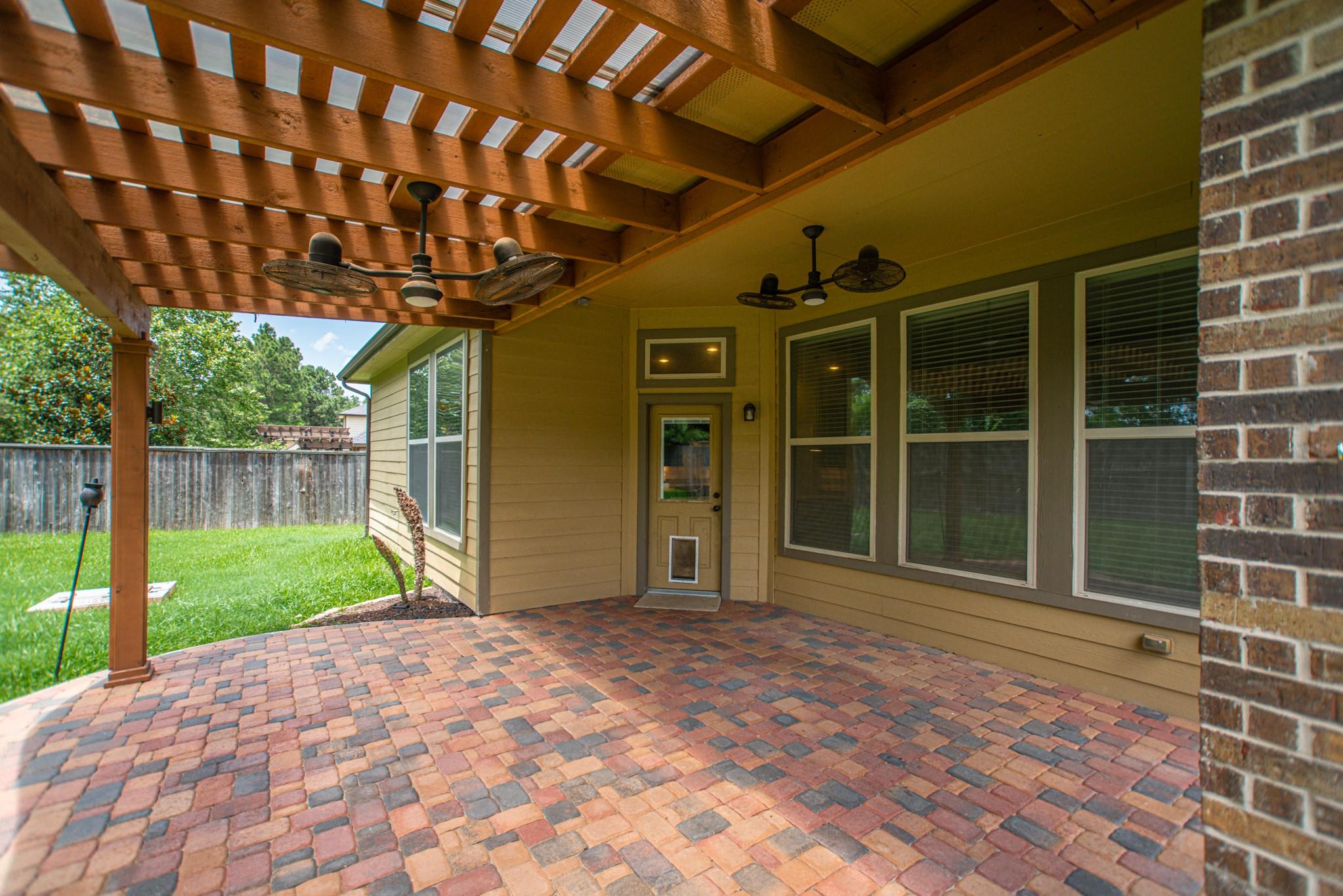74 S Sawbridge Circle, The Woodlands