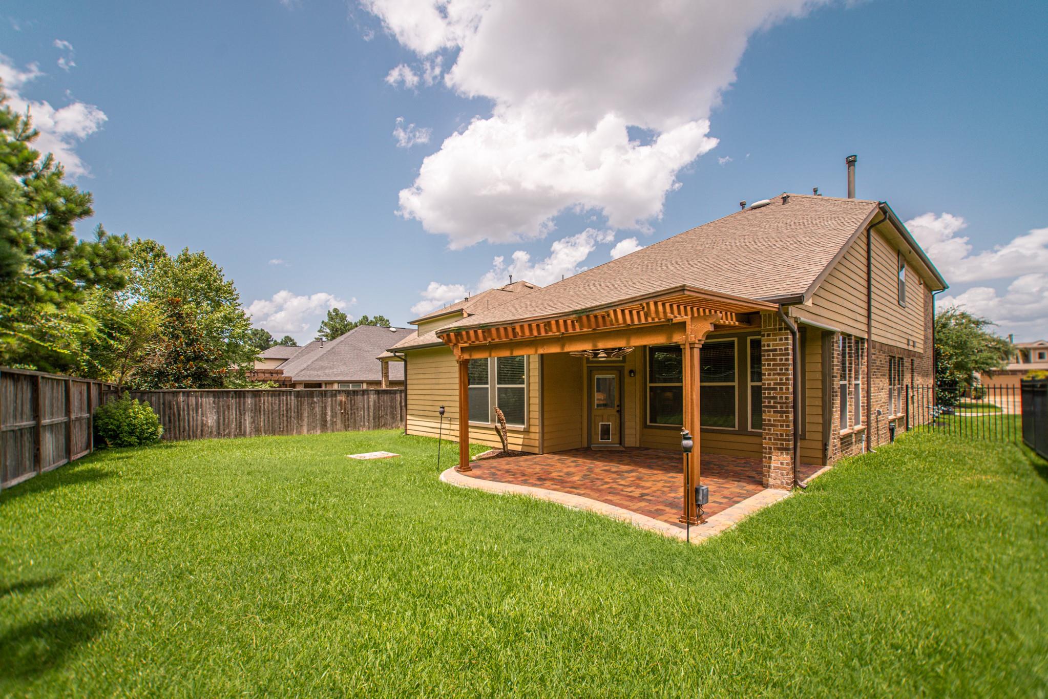 74 S Sawbridge Circle, The Woodlands