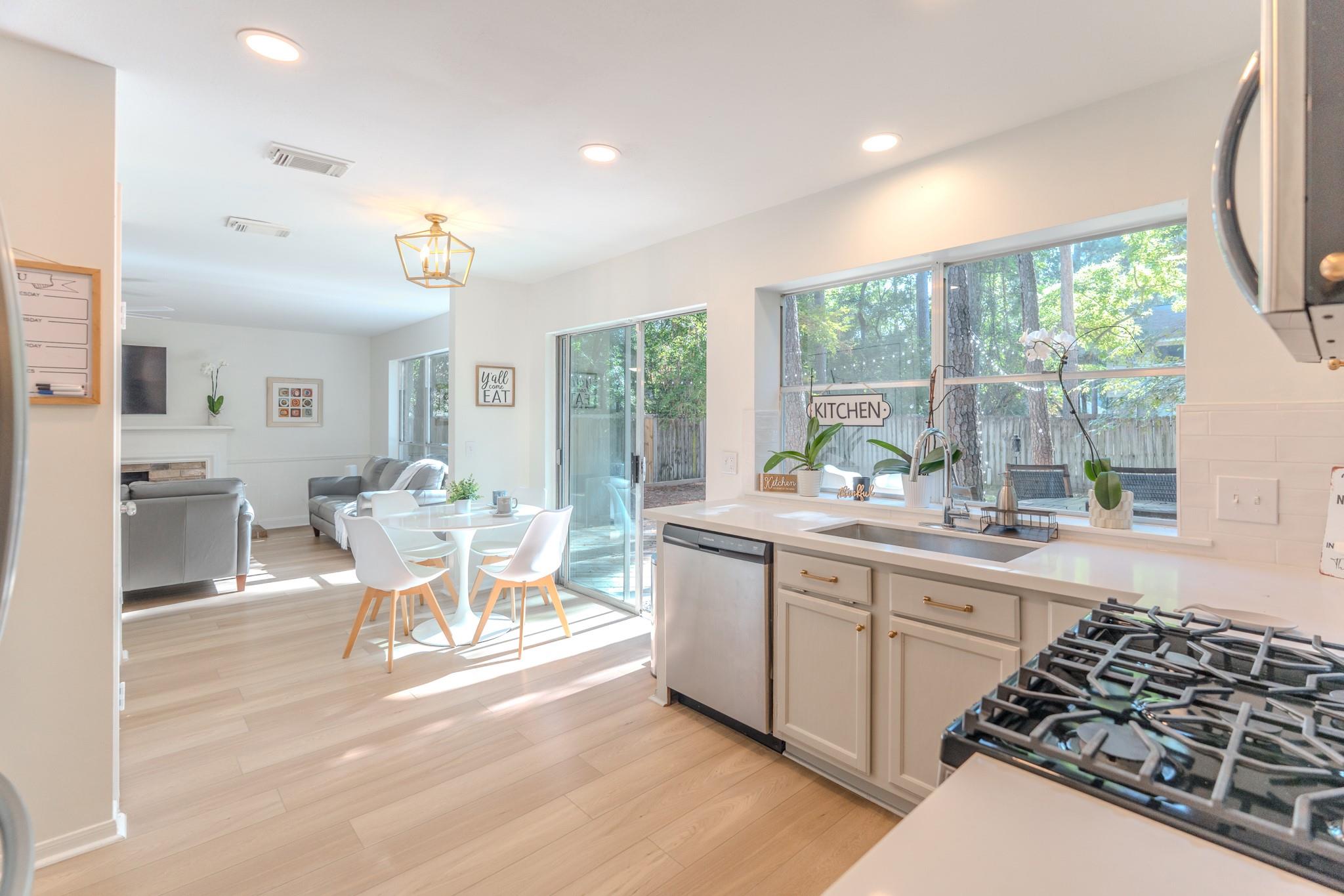 18 Cottage Grove Place