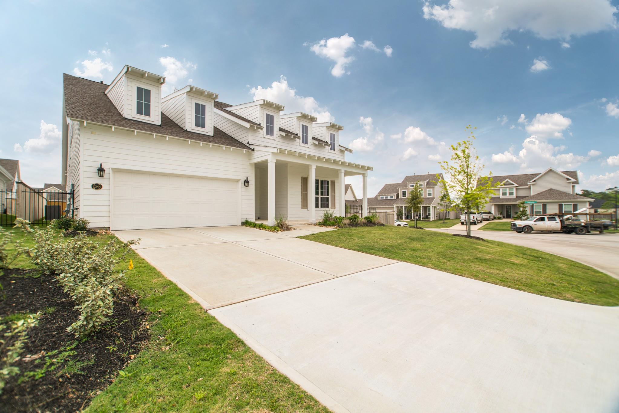 2344 Goldenglade Drive