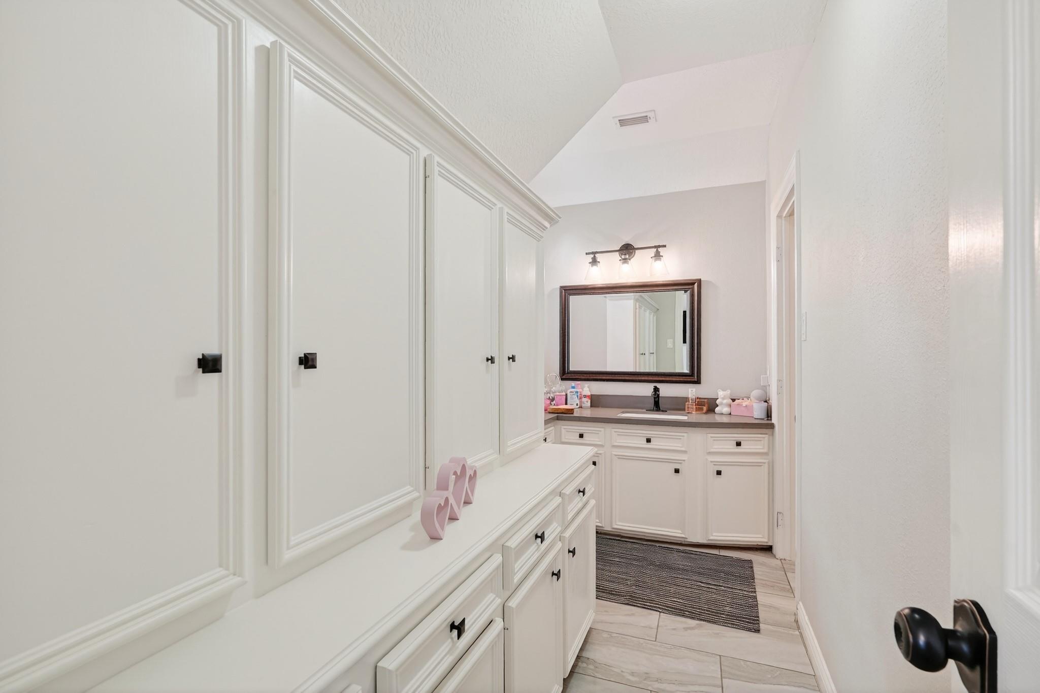 24710 Creekview Drive
