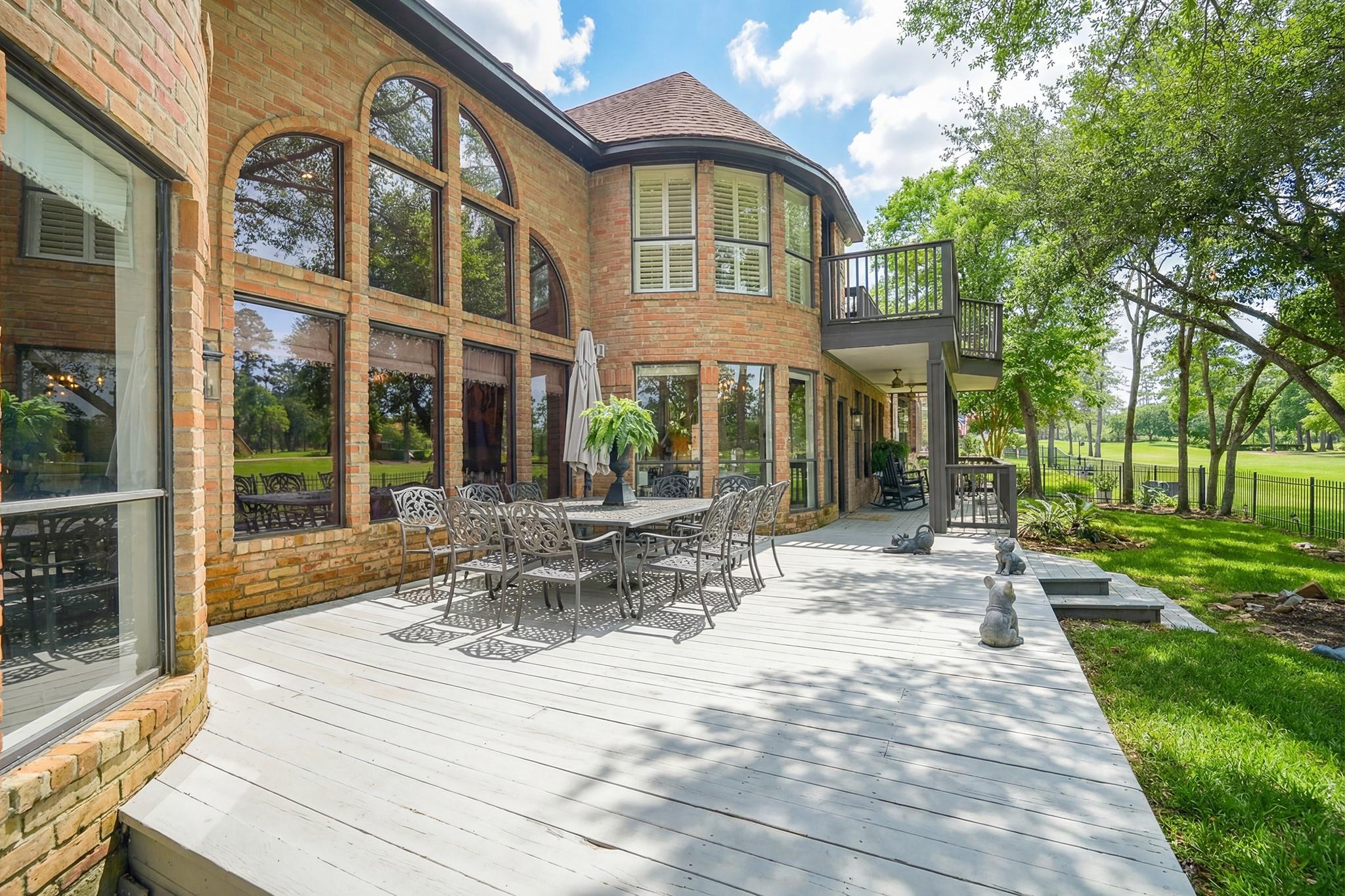 24710 Creekview Drive