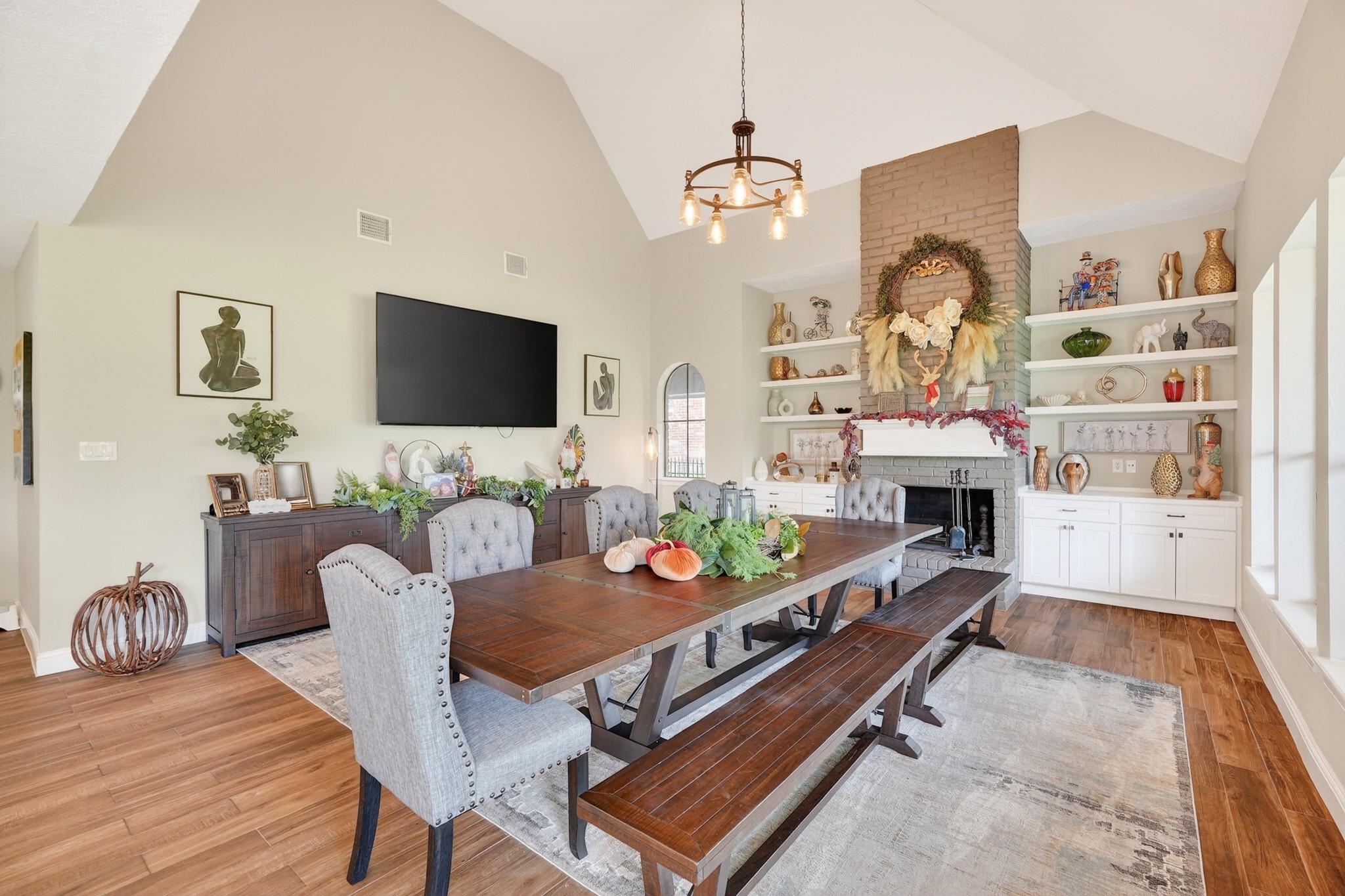 24710 Creekview Drive