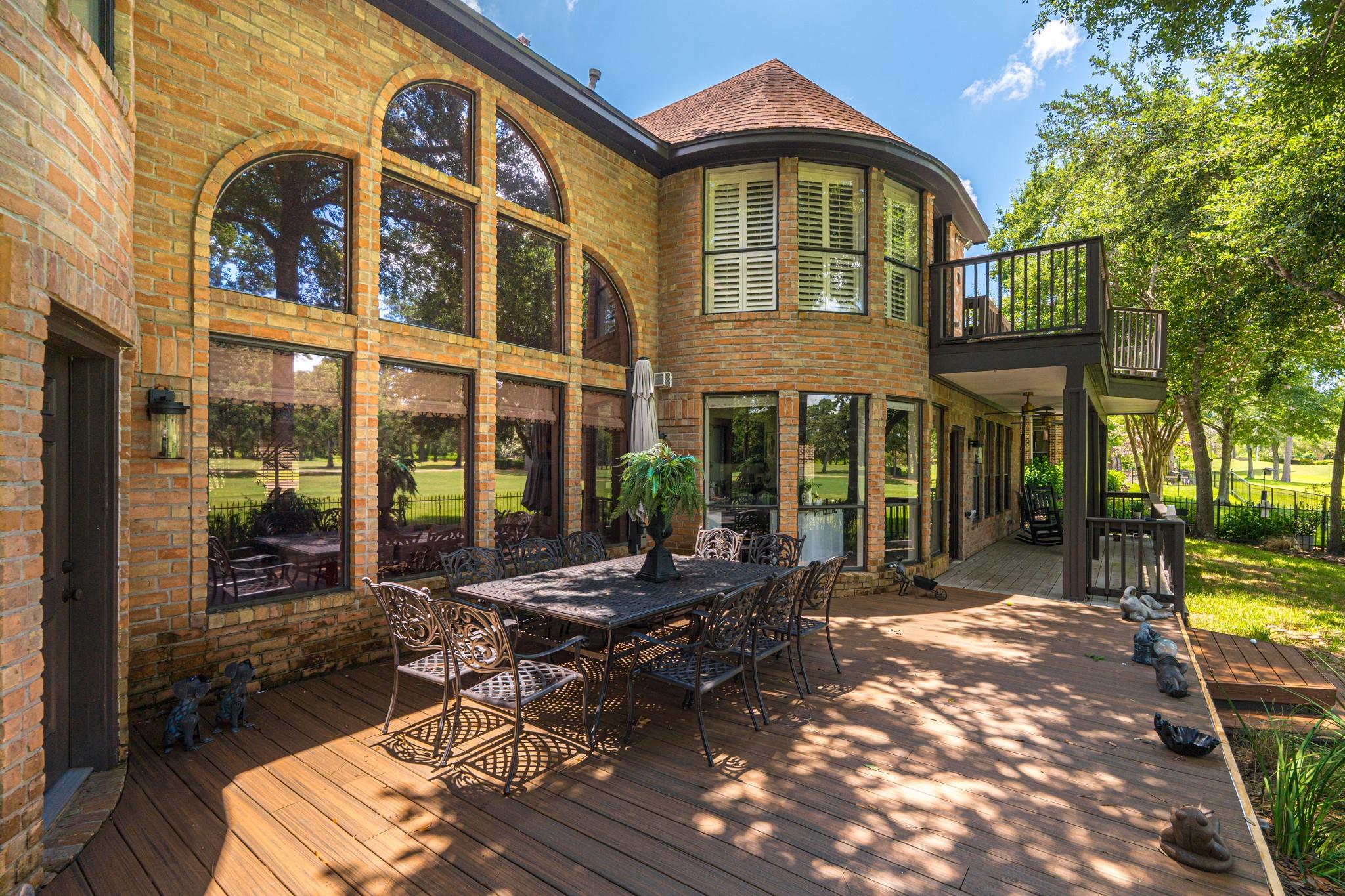 24710 Creekview Drive