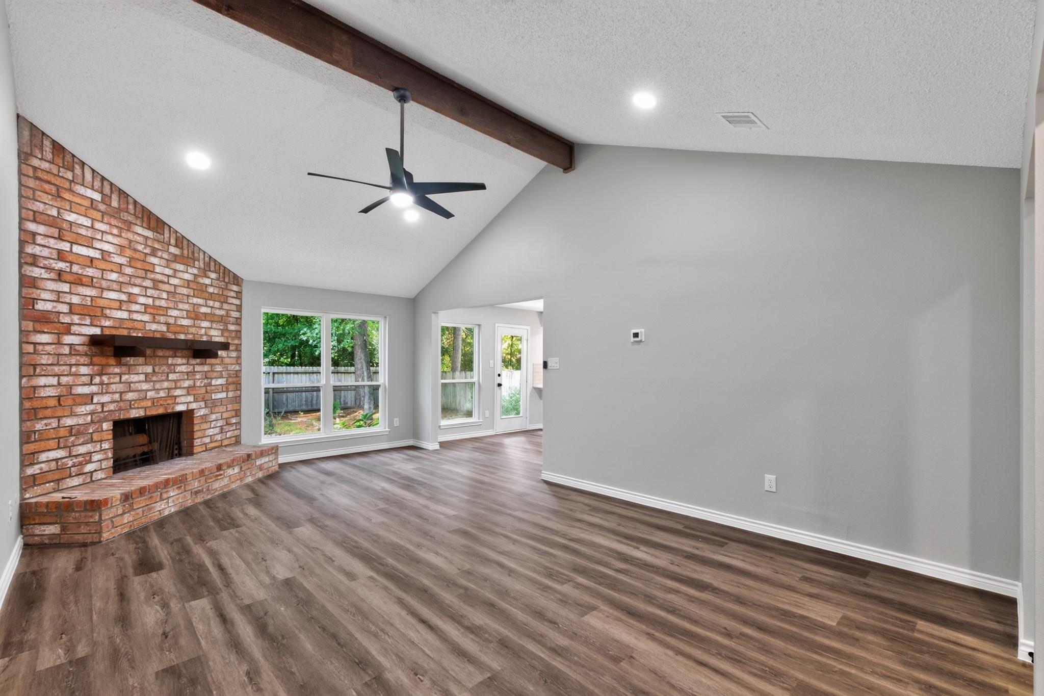 106 N Woodstock Circle Drive