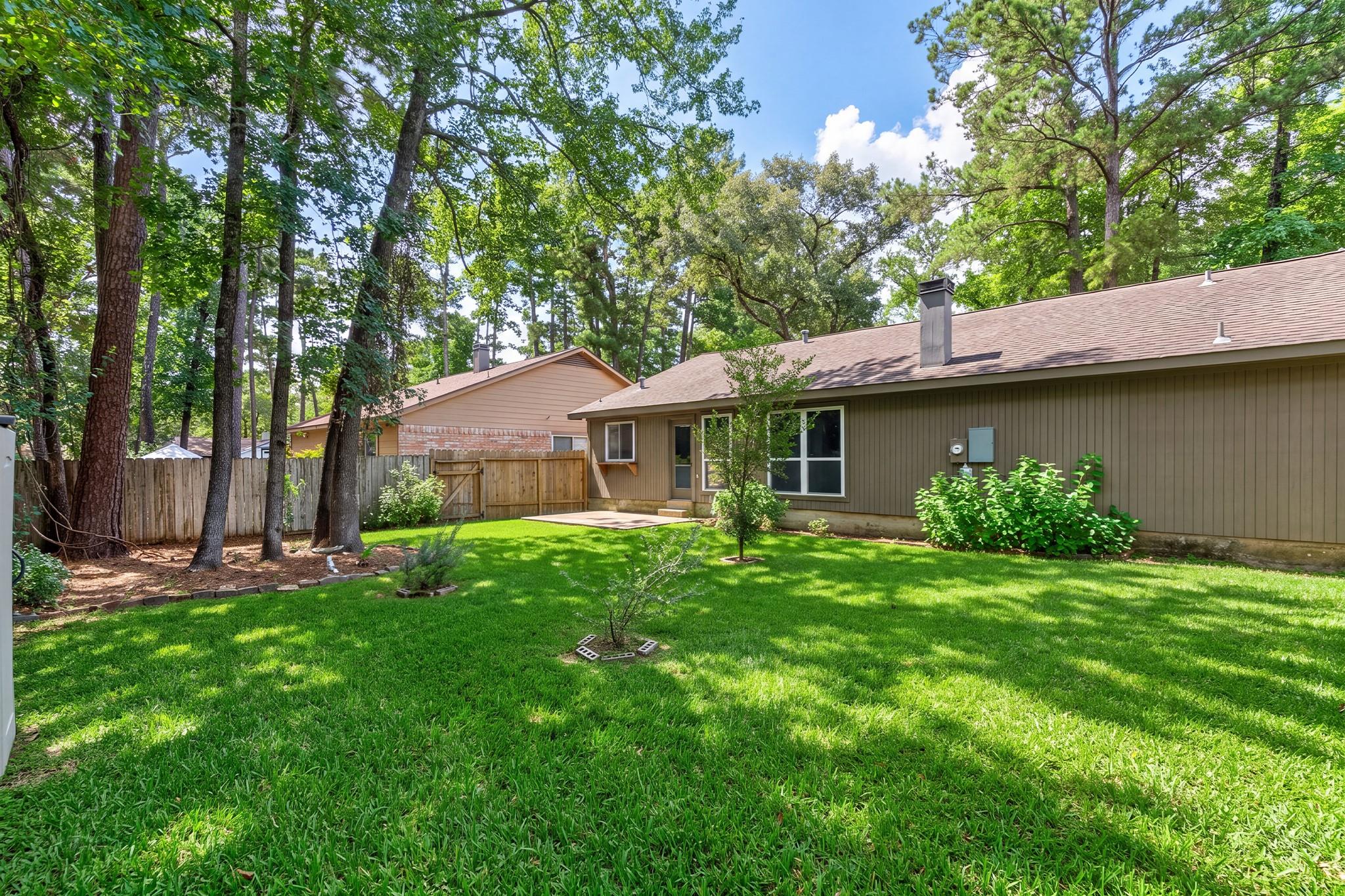106 N Woodstock Circle Drive