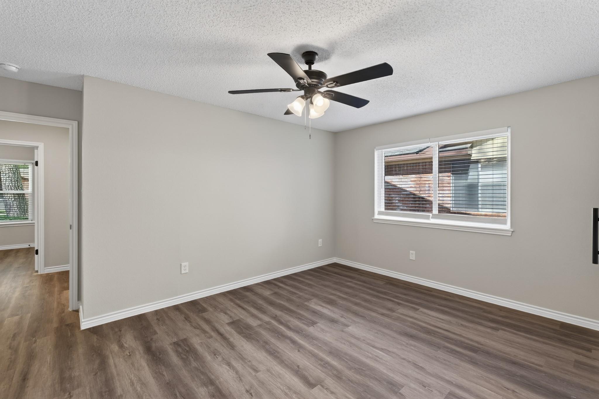 106 N Woodstock Circle Drive