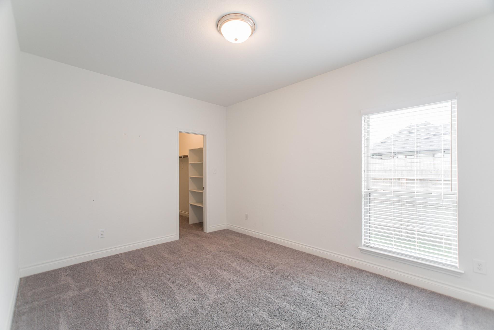 9430 Stablewood Lakes Lane