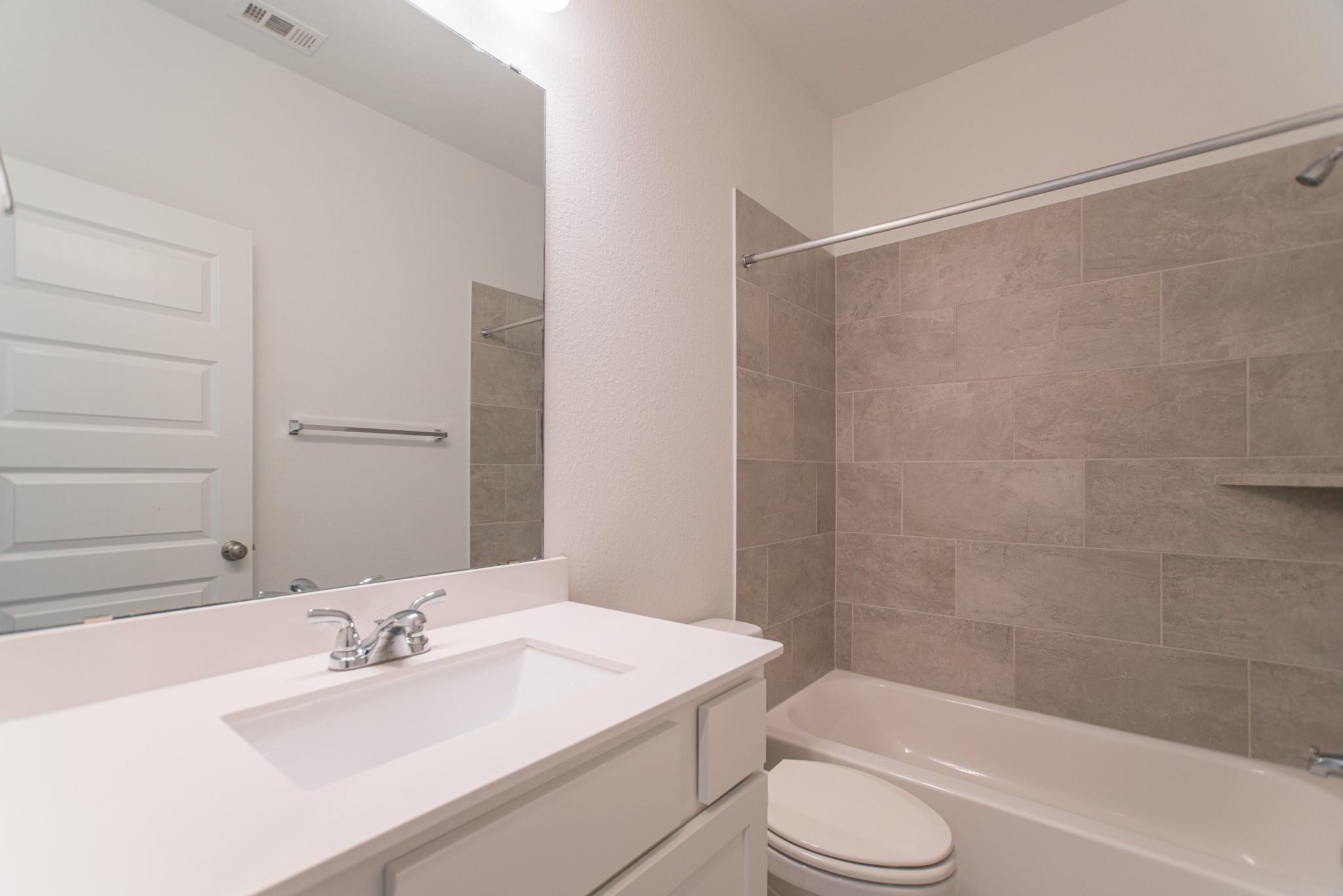 9430 Stablewood Lakes Lane