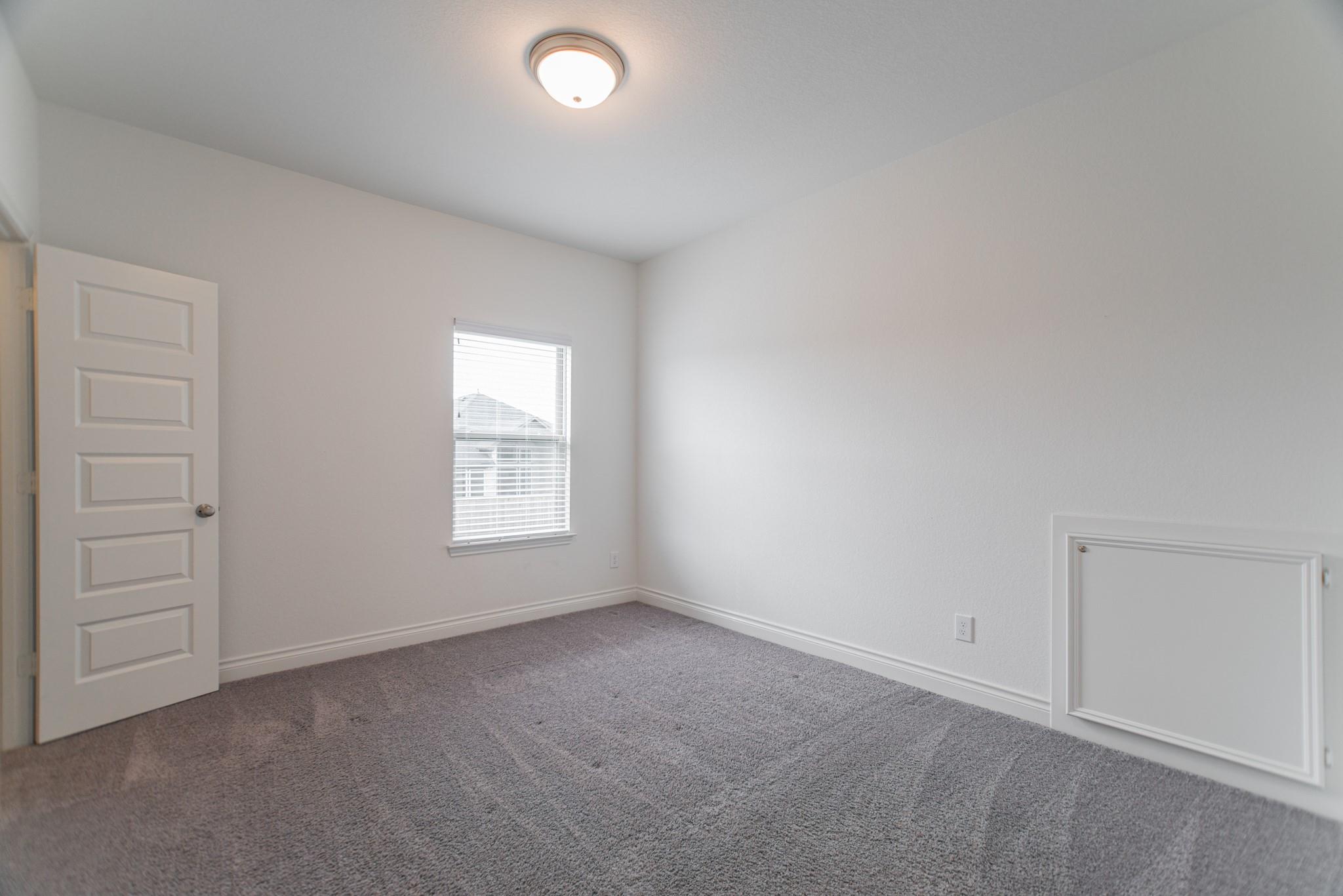 9430 Stablewood Lakes Lane