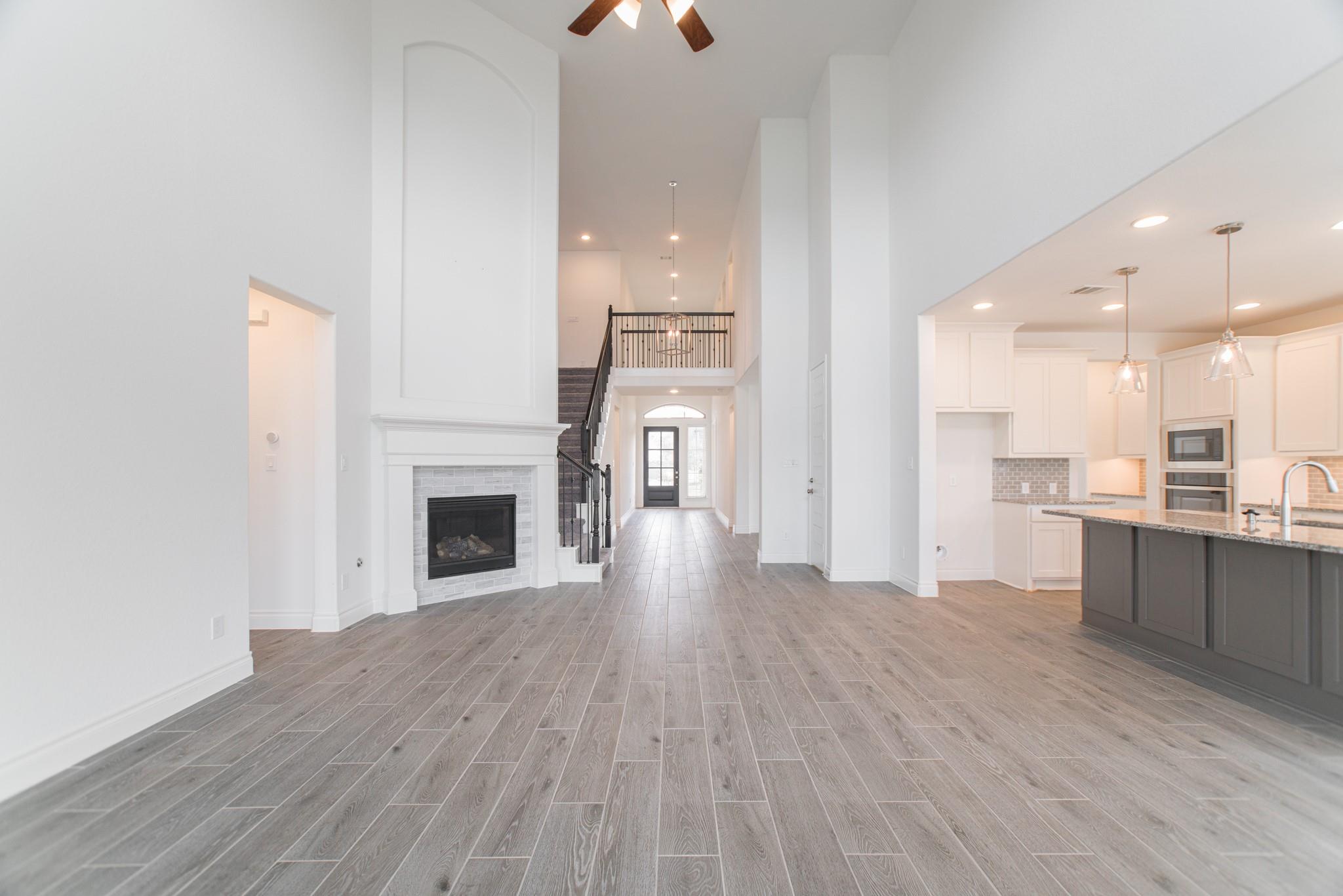 9430 Stablewood Lakes Lane