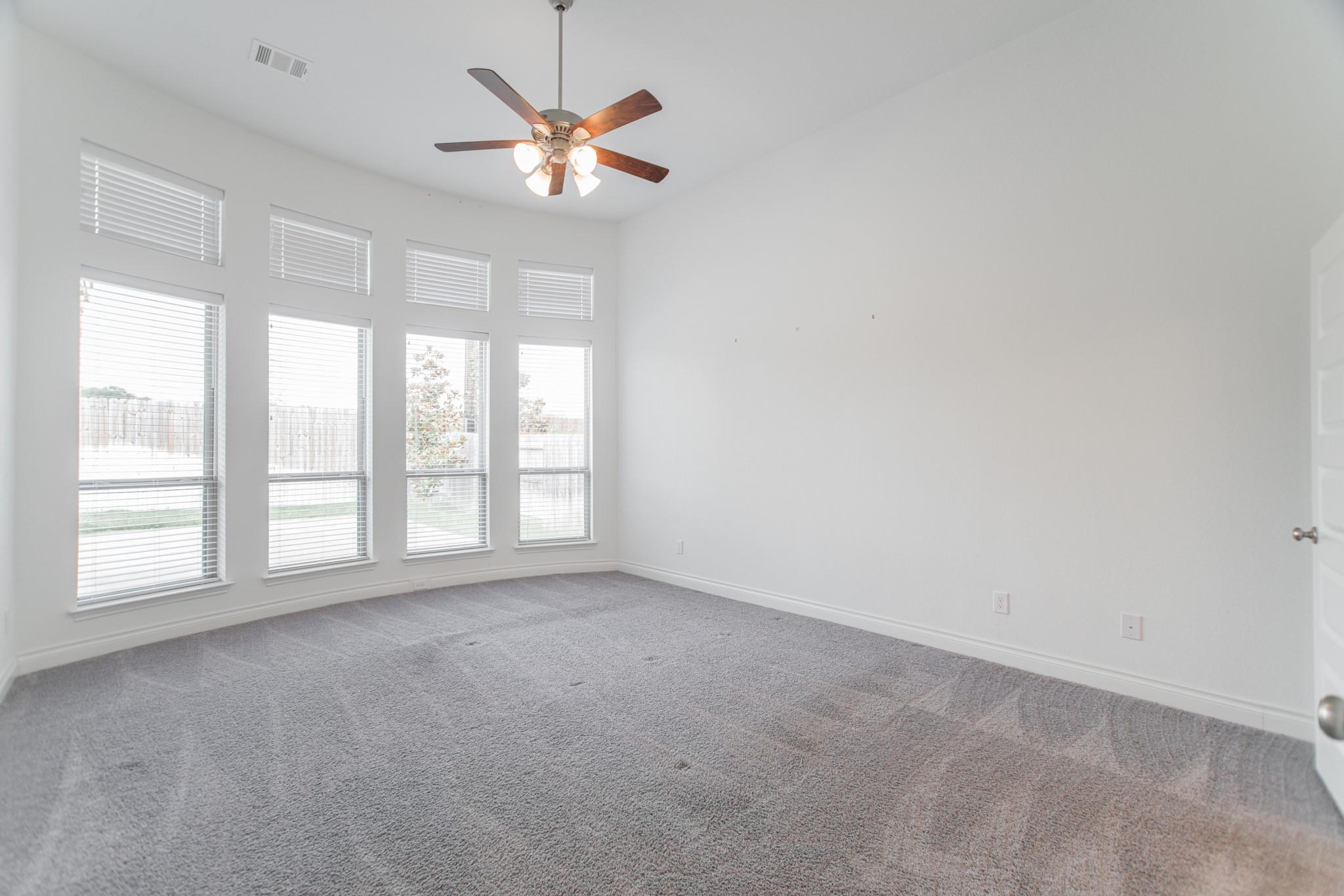 9430 Stablewood Lakes Lane