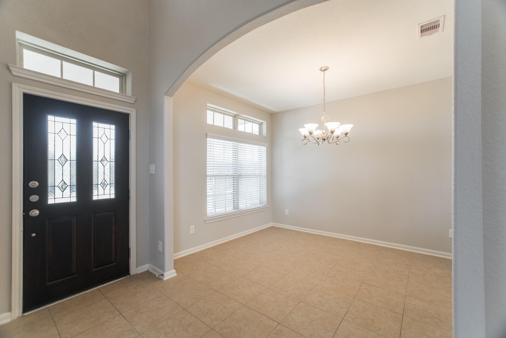 8 Florentino Vine Place