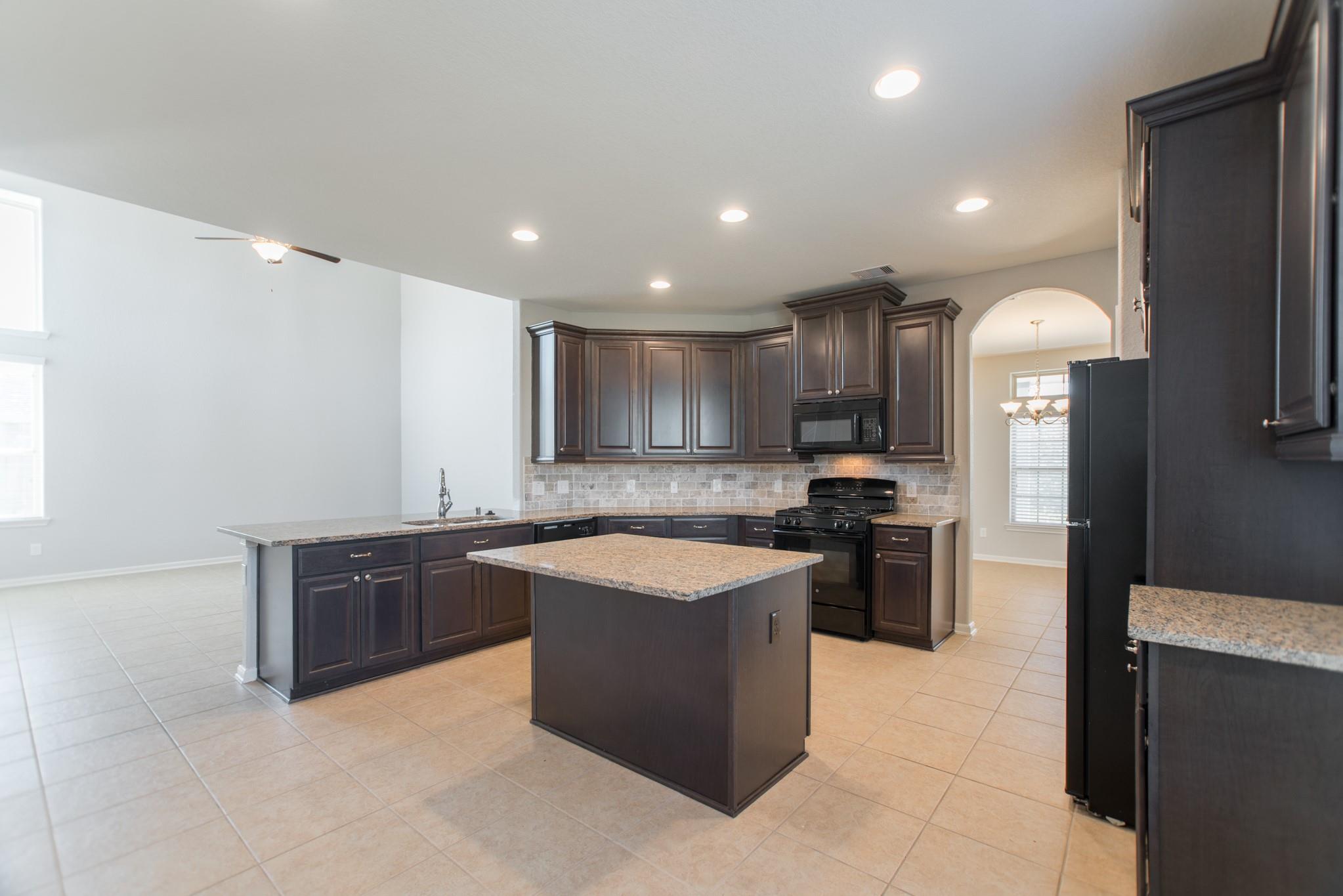 8 Florentino Vine Place