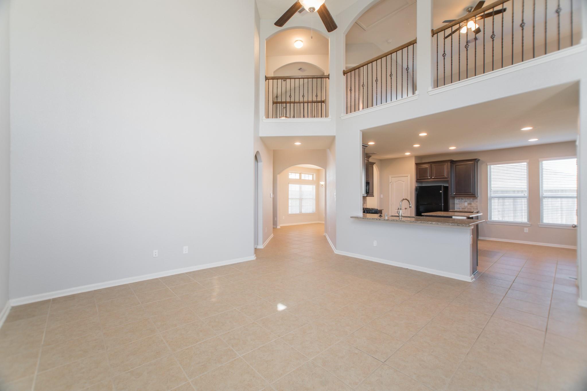 8 Florentino Vine Place