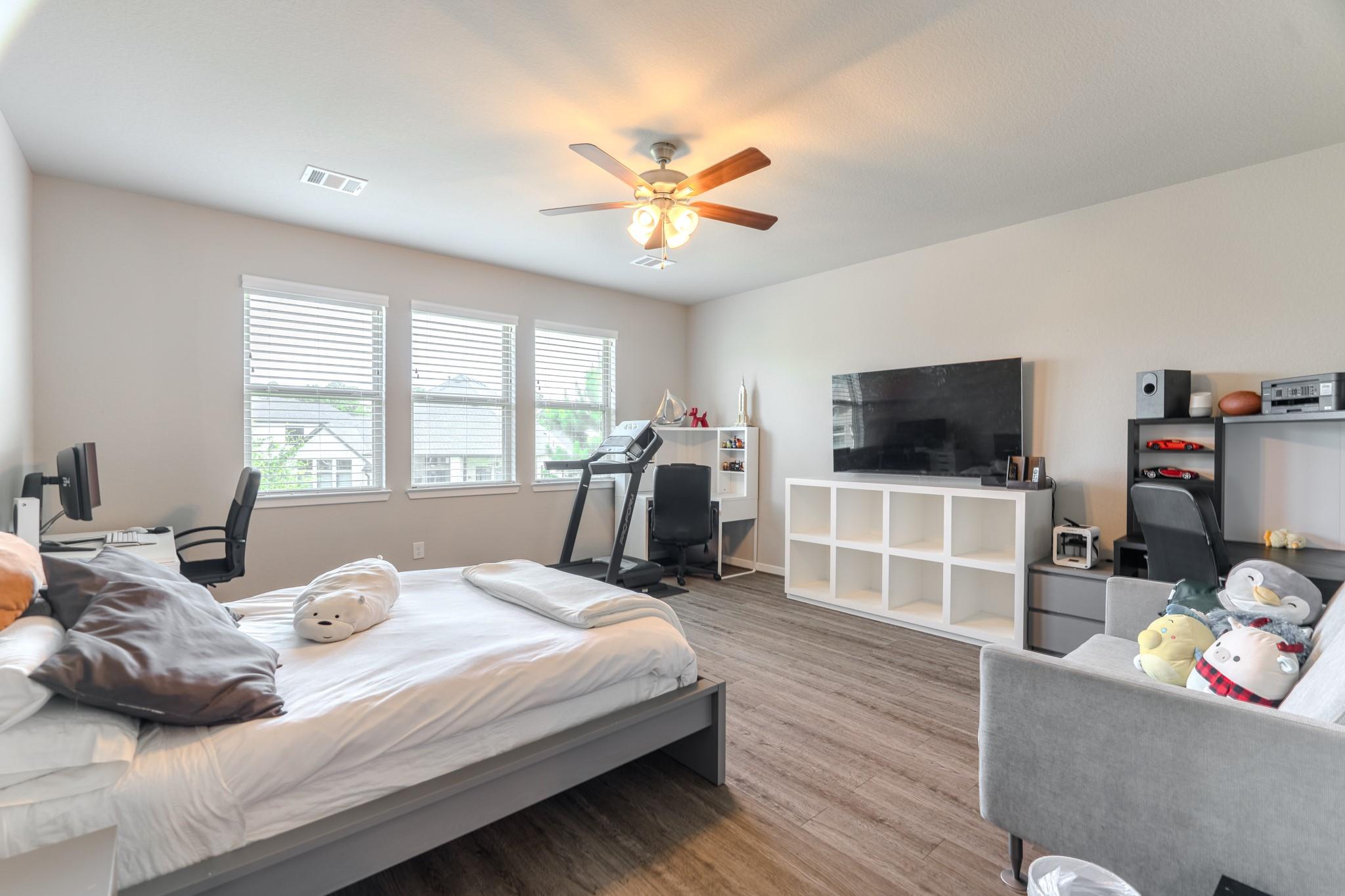 40 Snowdrop Lily Drive