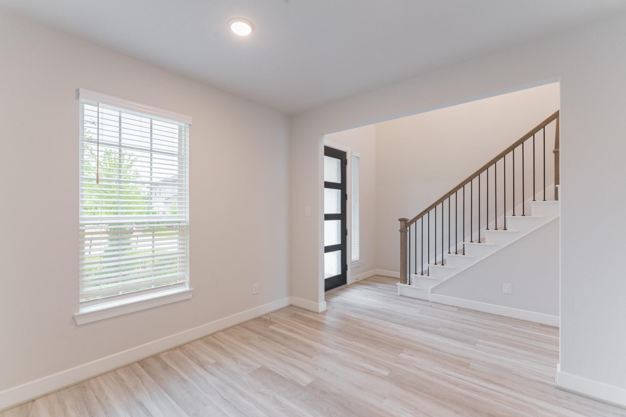 146 Renodes Garden Lane