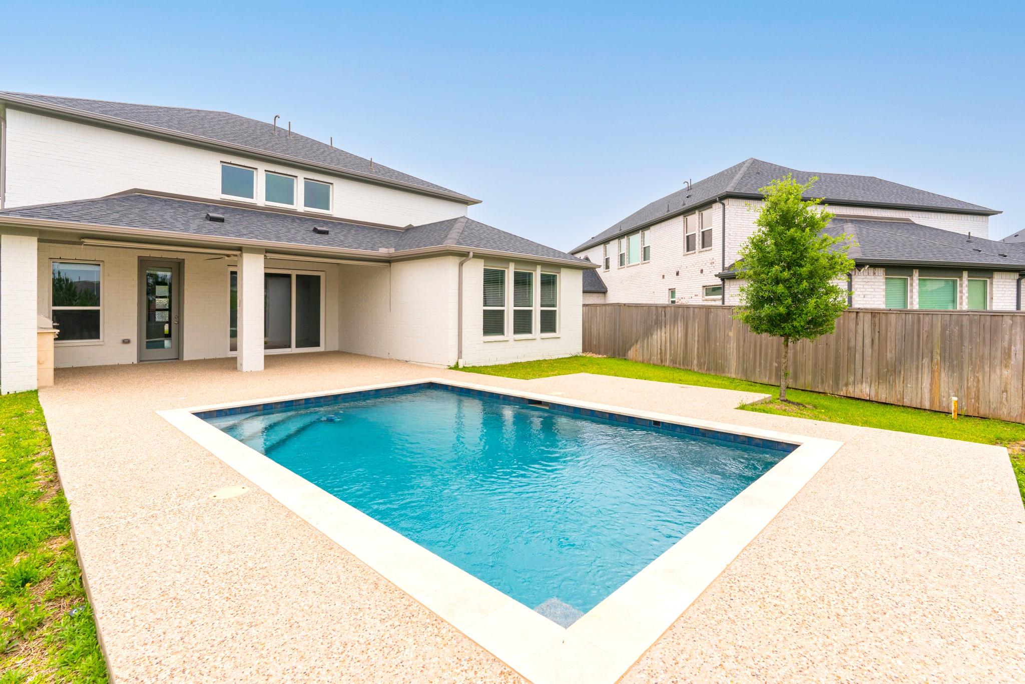 146 Renodes Garden Lane