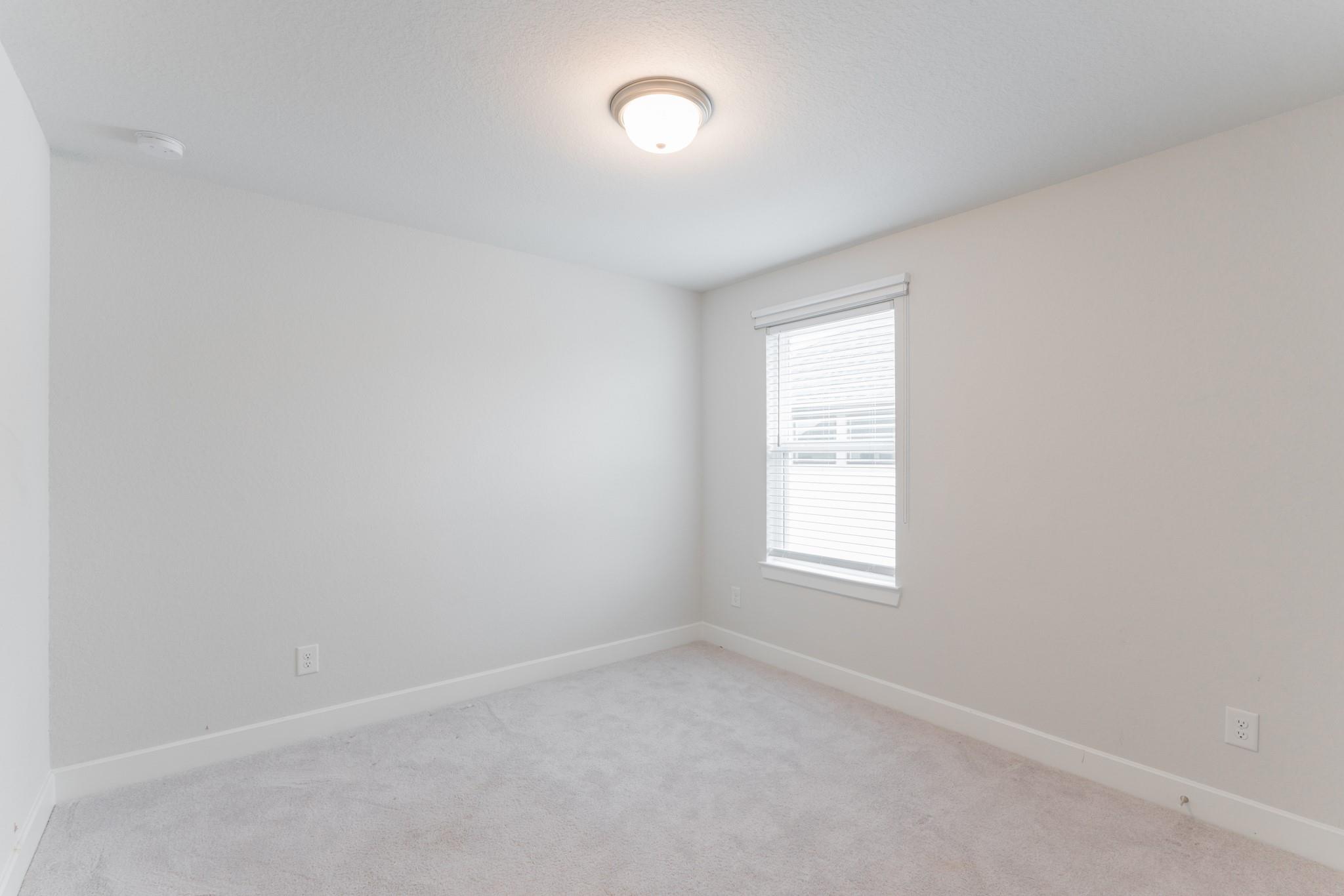 146 Renodes Garden Lane