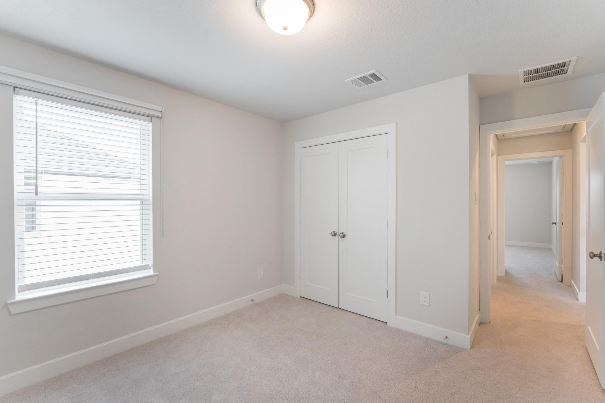 146 Renodes Garden Lane