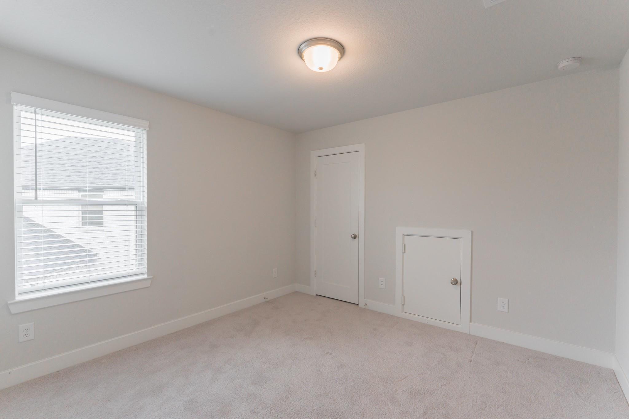 146 Renodes Garden Lane