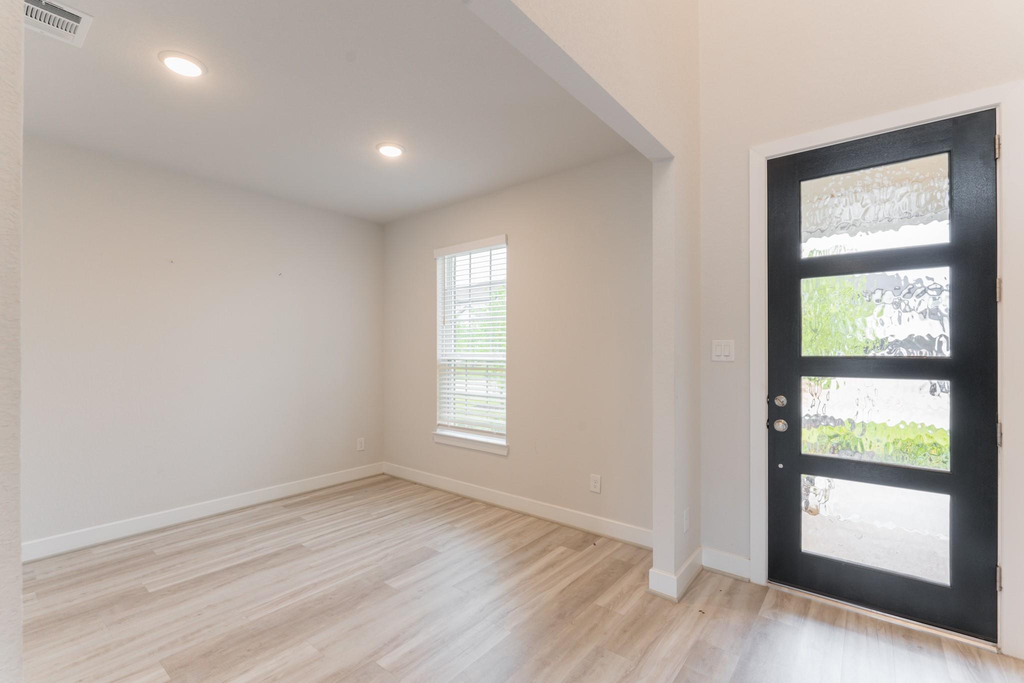 146 Renodes Garden Lane