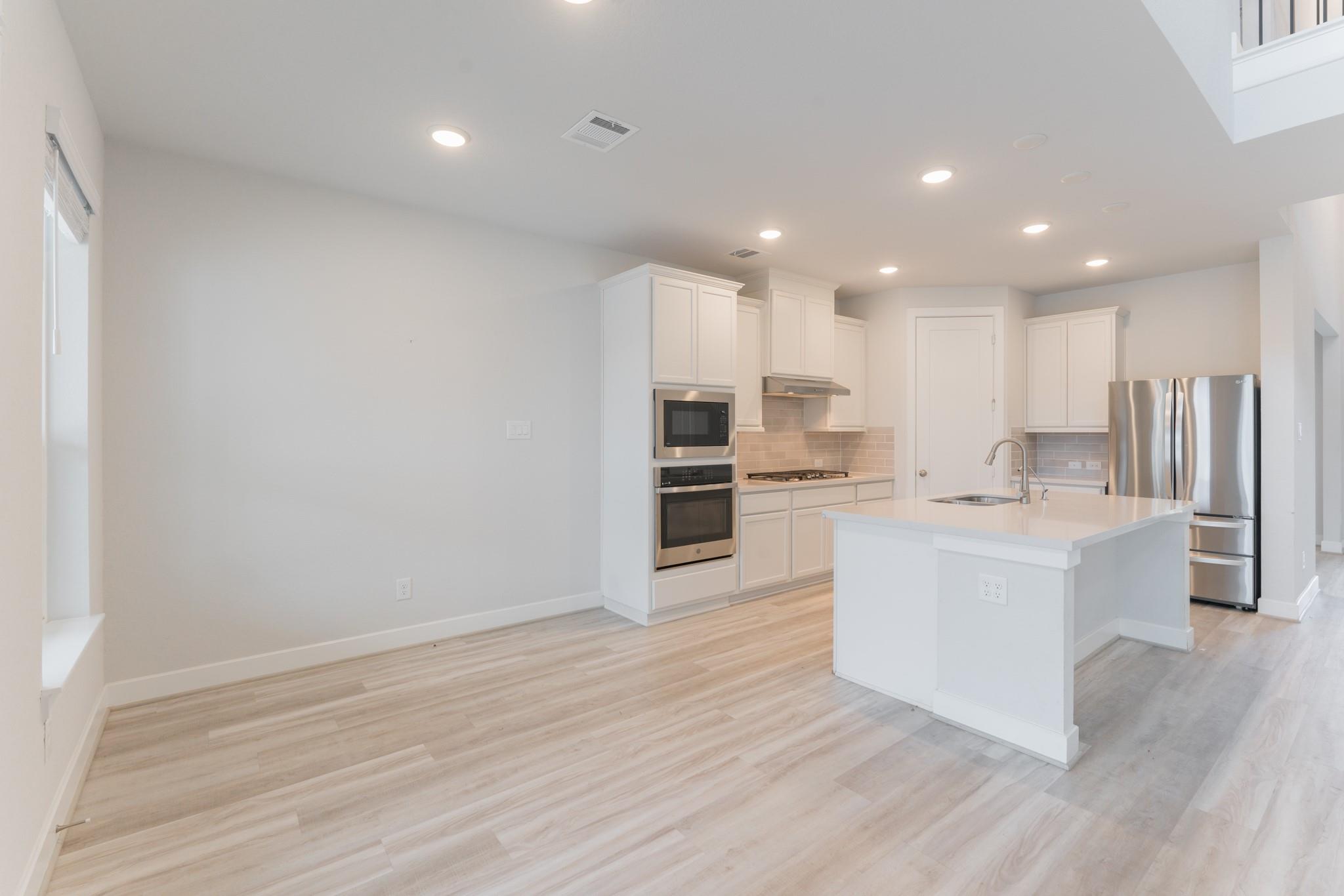 146 Renodes Garden Lane