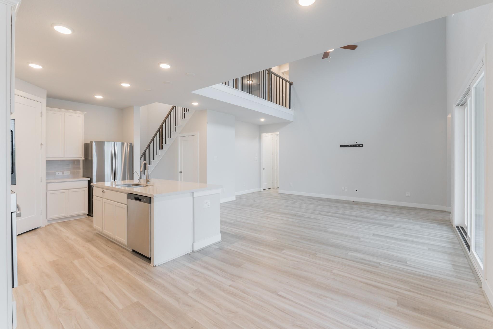 146 Renodes Garden Lane