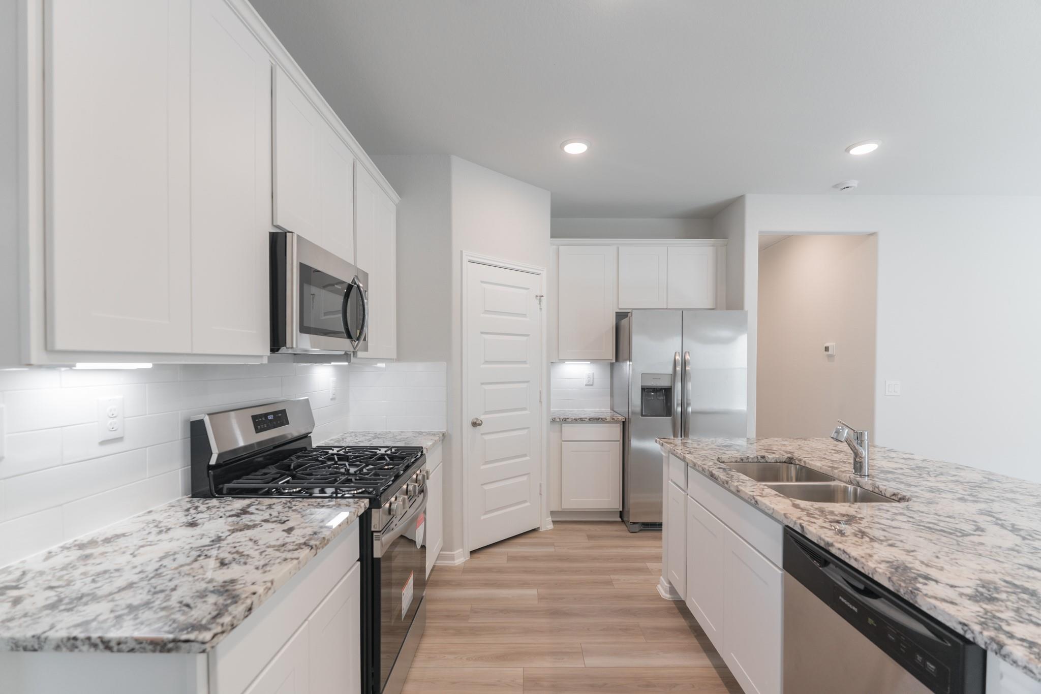 37 Courageous Side Way