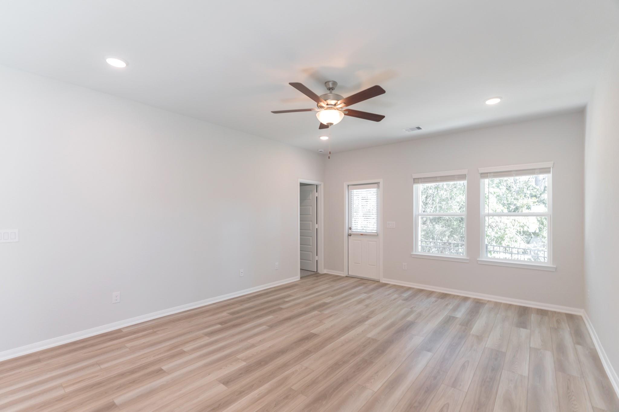 37 Courageous Side Way