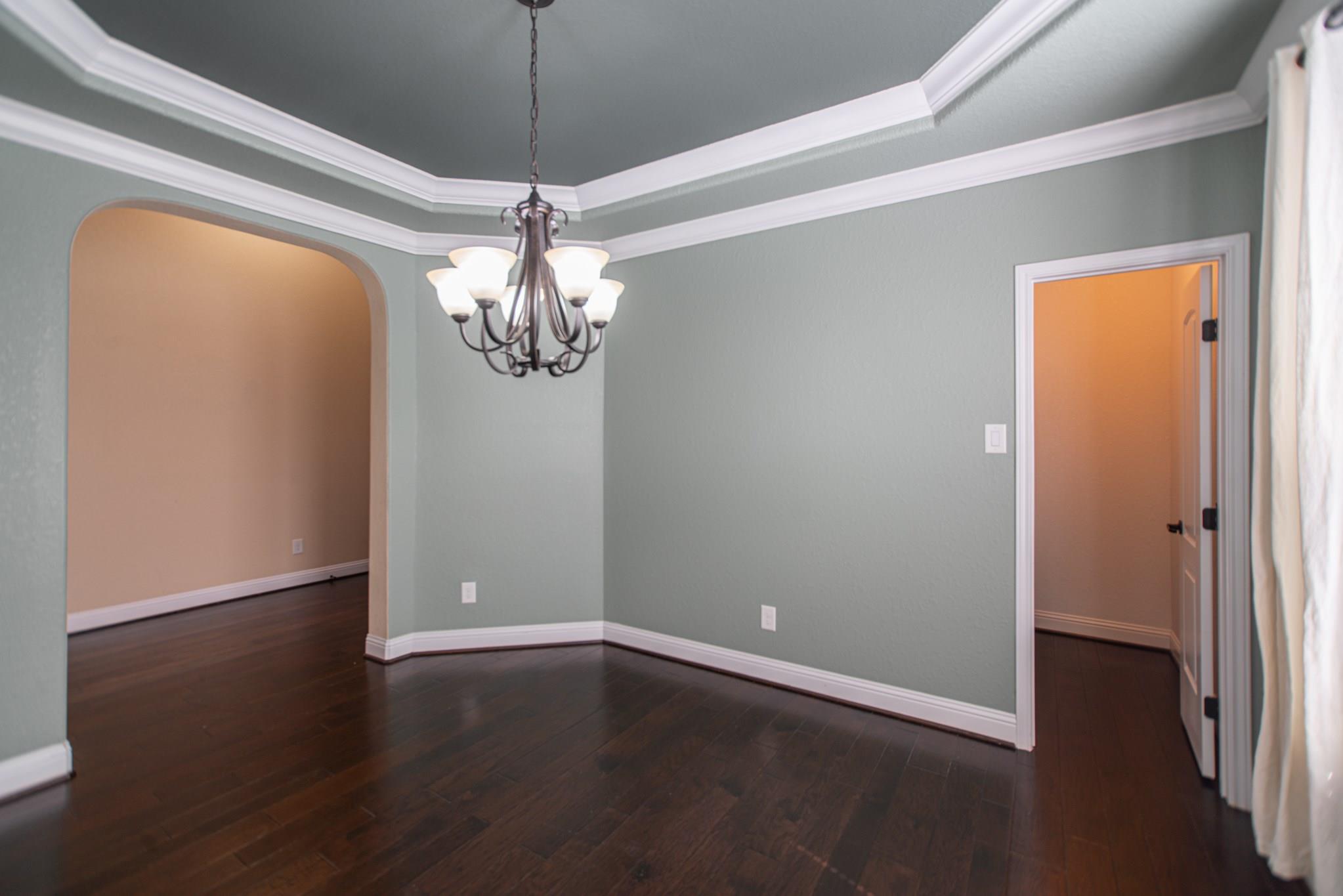 31 Whispering Thicket Place