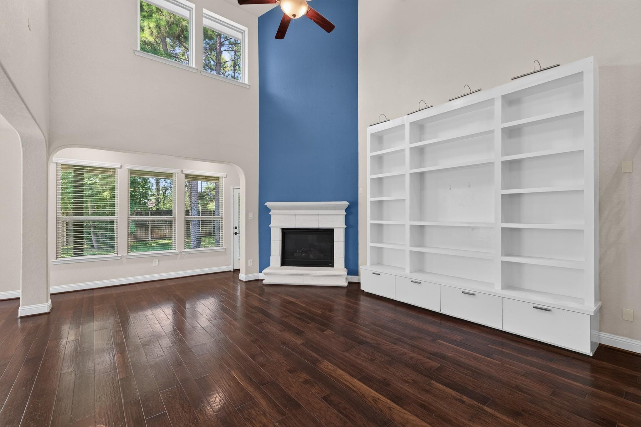 31 Whispering Thicket Place
