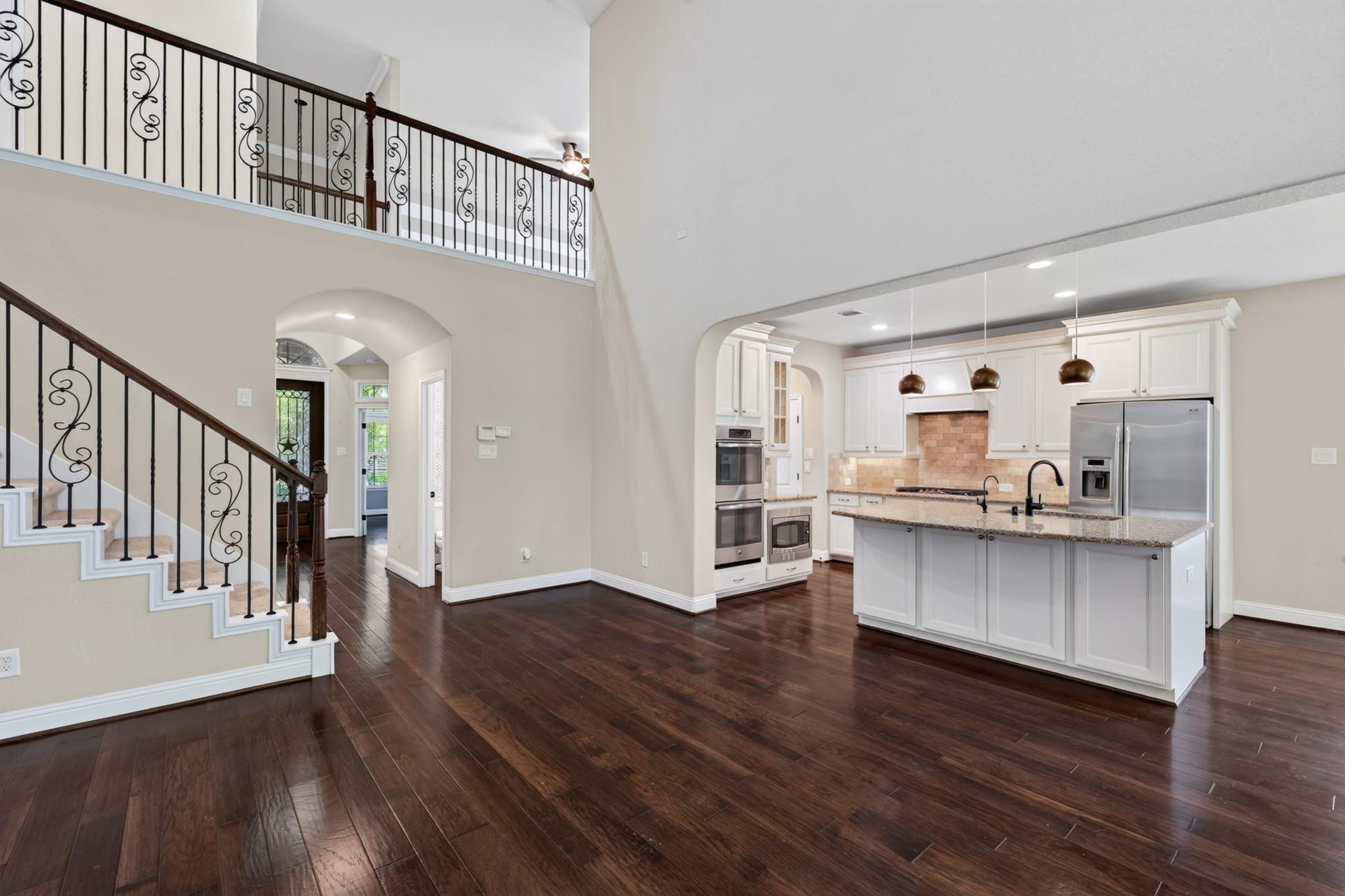 31 Whispering Thicket Place