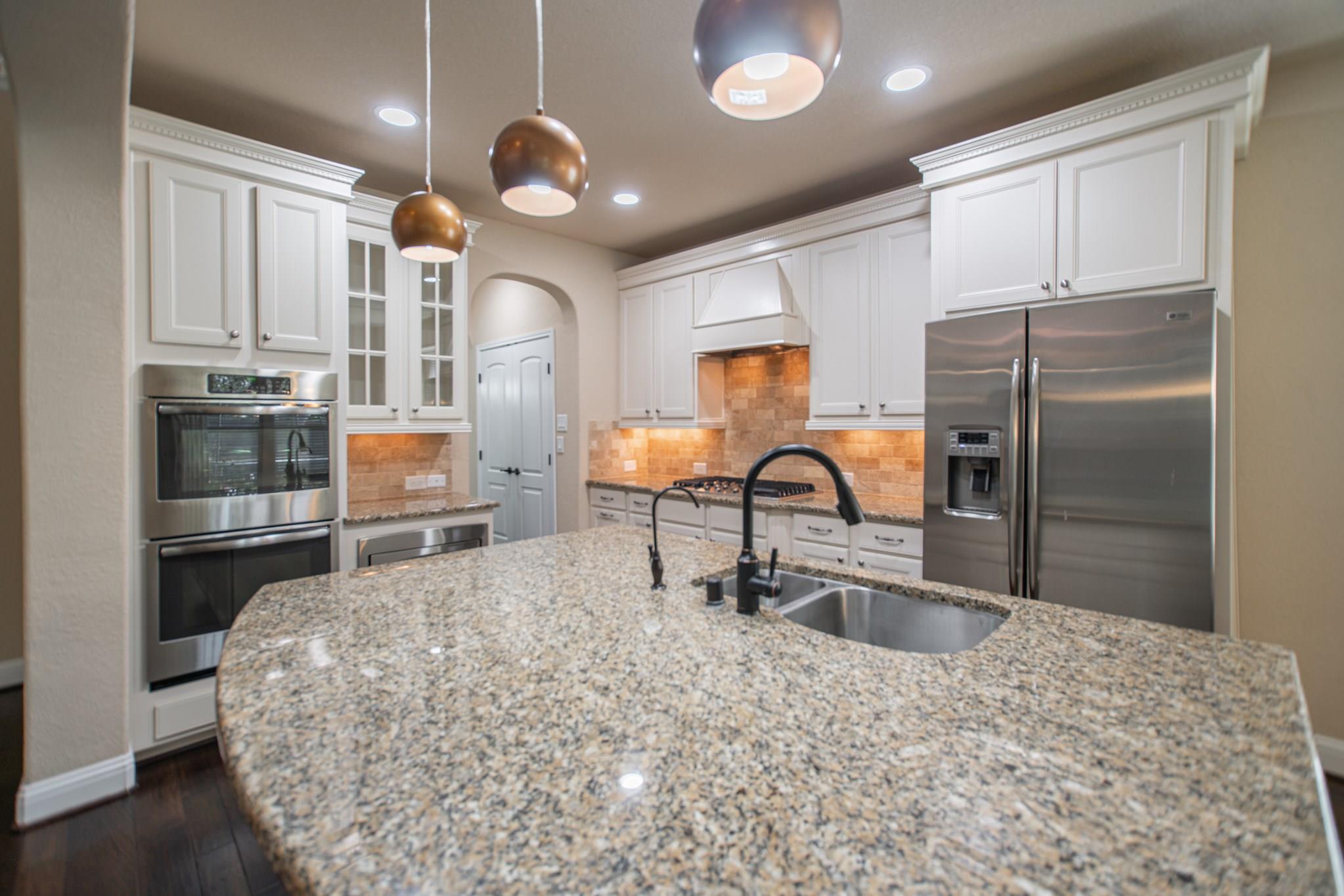 31 Whispering Thicket Place