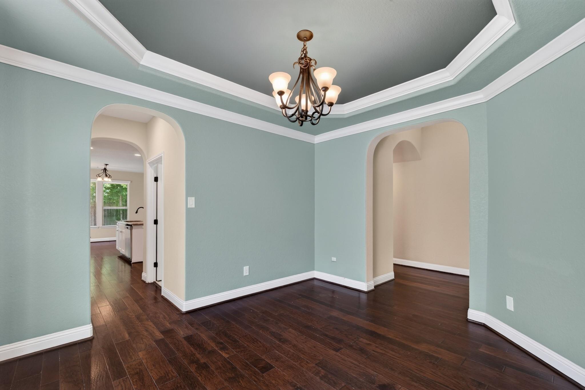 31 Whispering Thicket Place