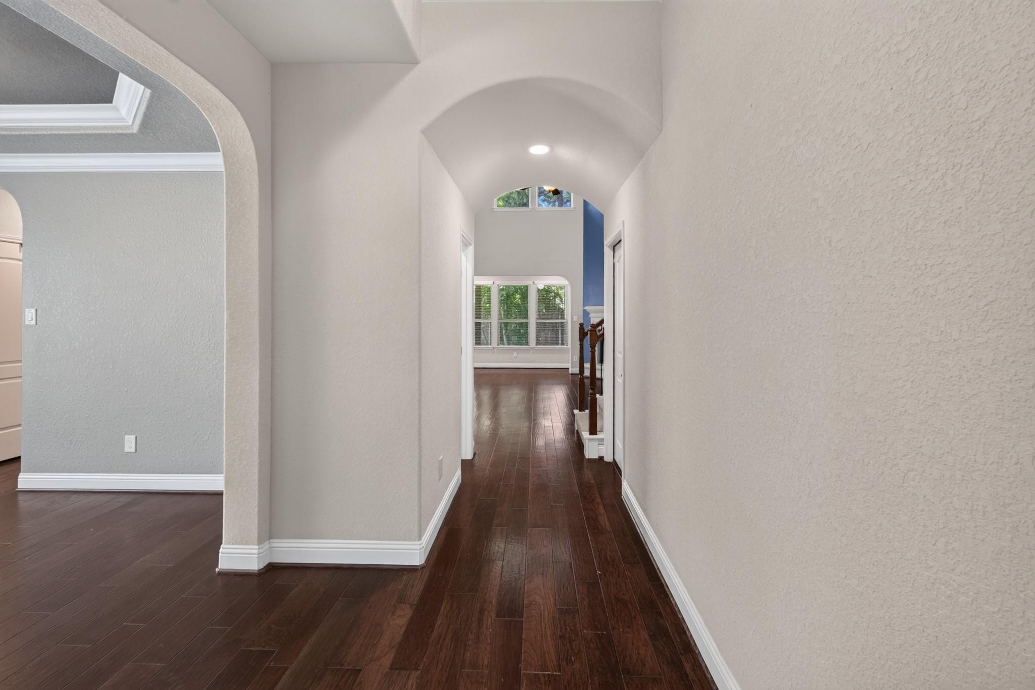 31 Whispering Thicket Place