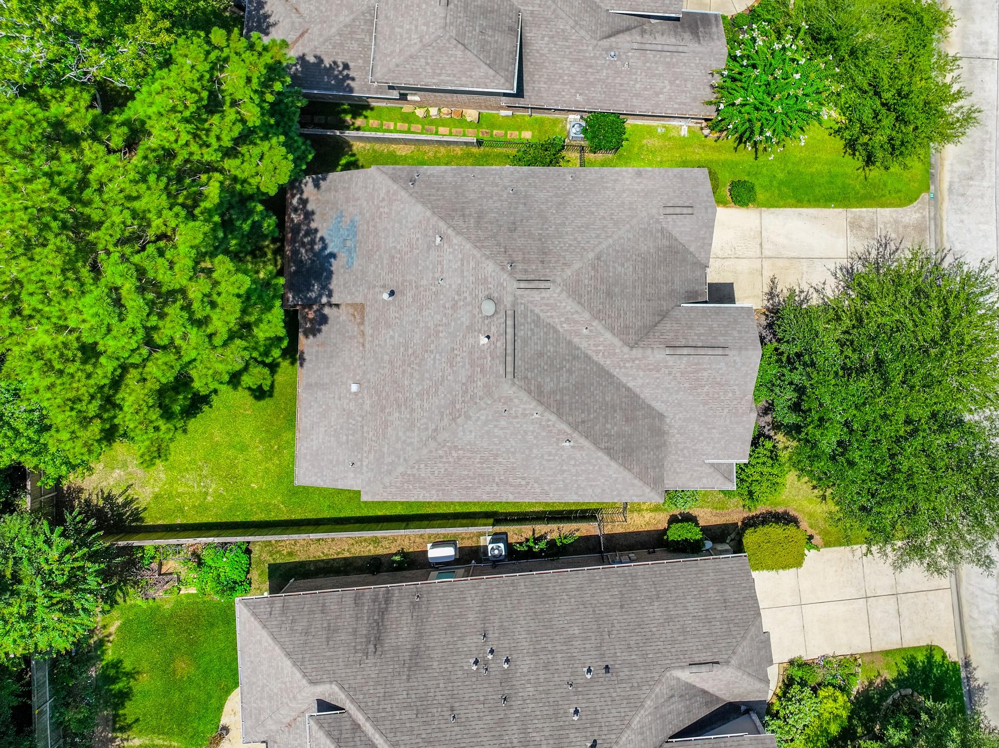 31 Whispering Thicket Place