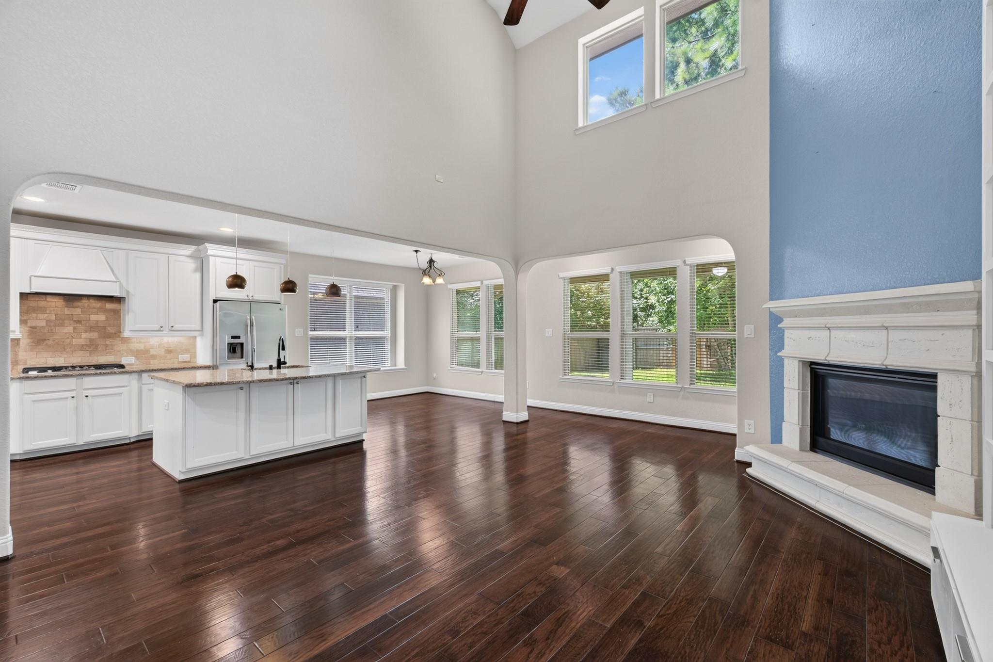 31 Whispering Thicket Place