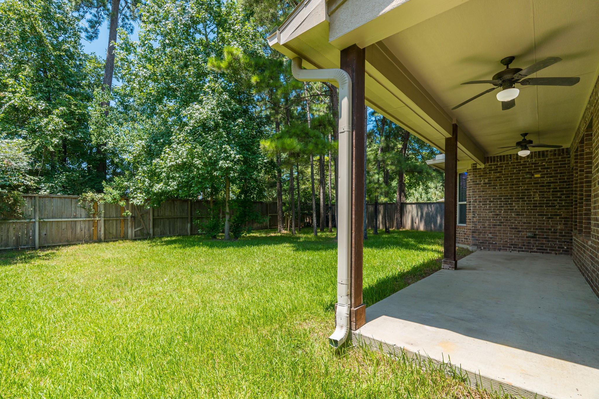 31 Whispering Thicket Place