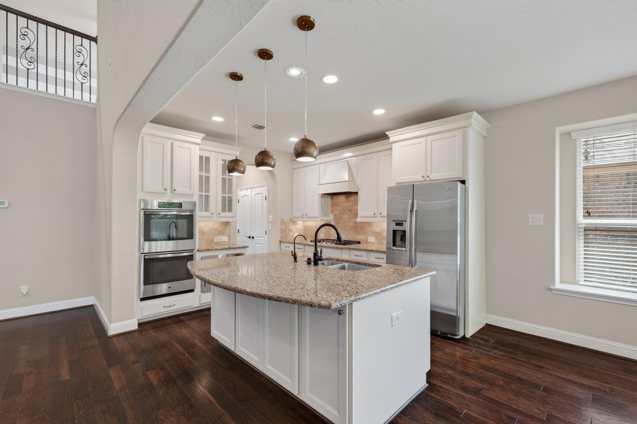 31 Whispering Thicket Place