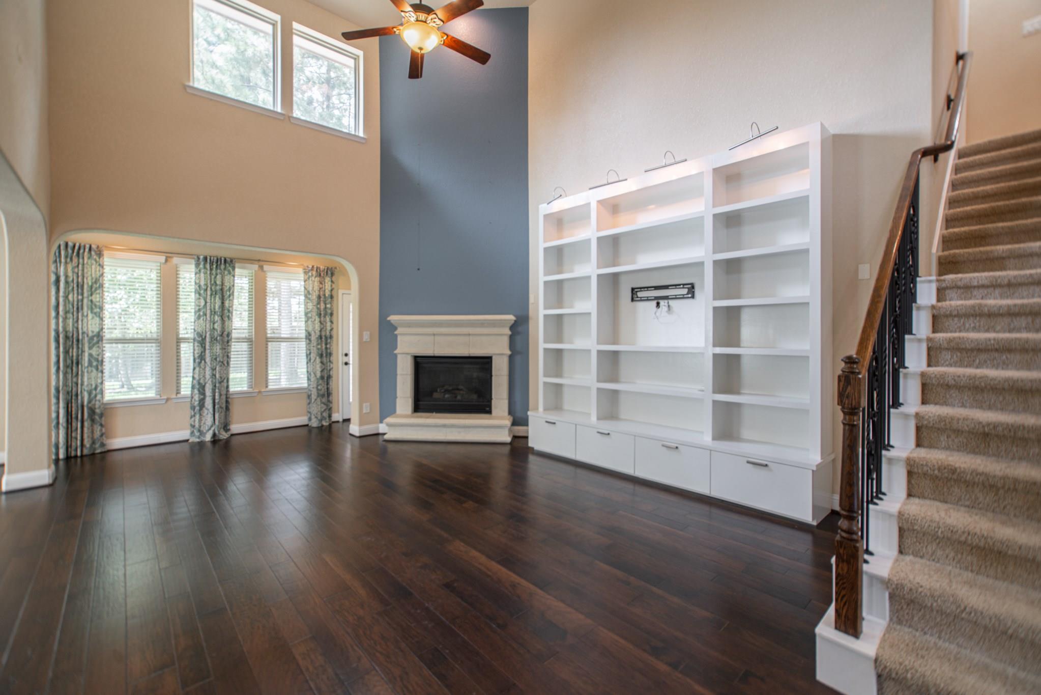31 Whispering Thicket Place