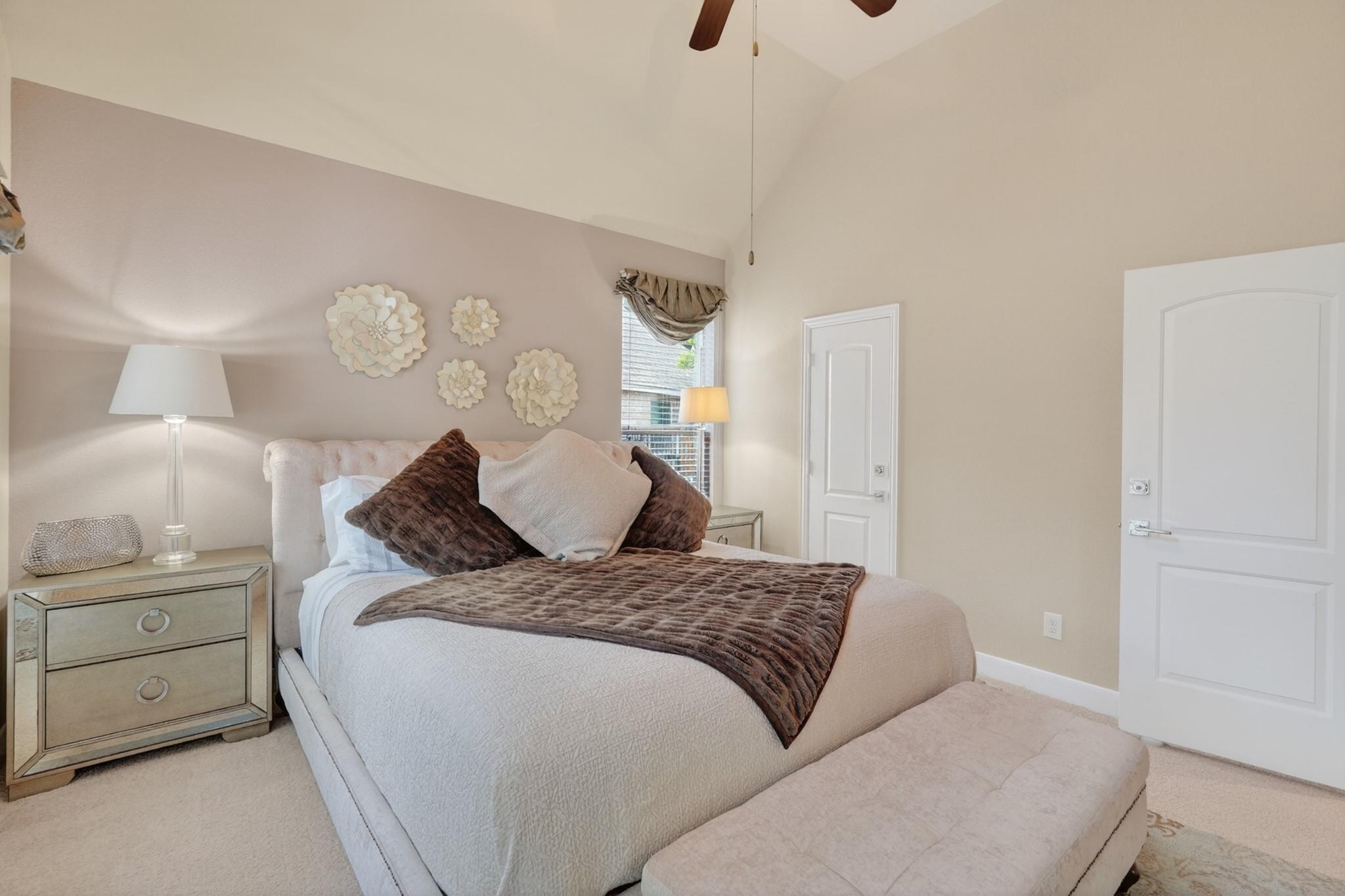 55 S Victoriana Circle