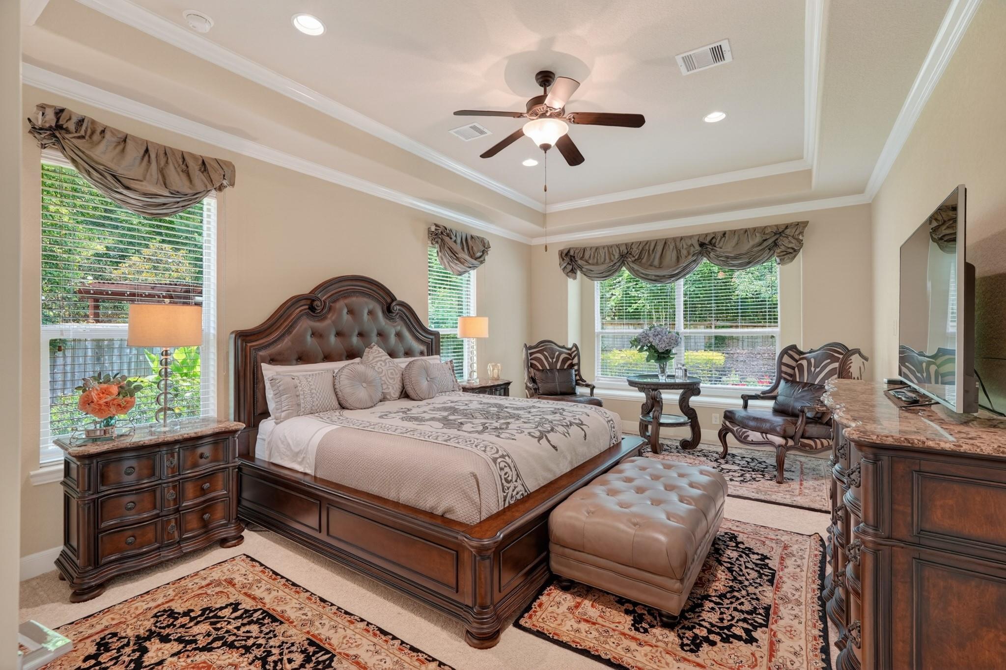 55 S Victoriana Circle